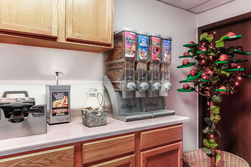 Travelodge by Wyndham Deer Lodge Montana