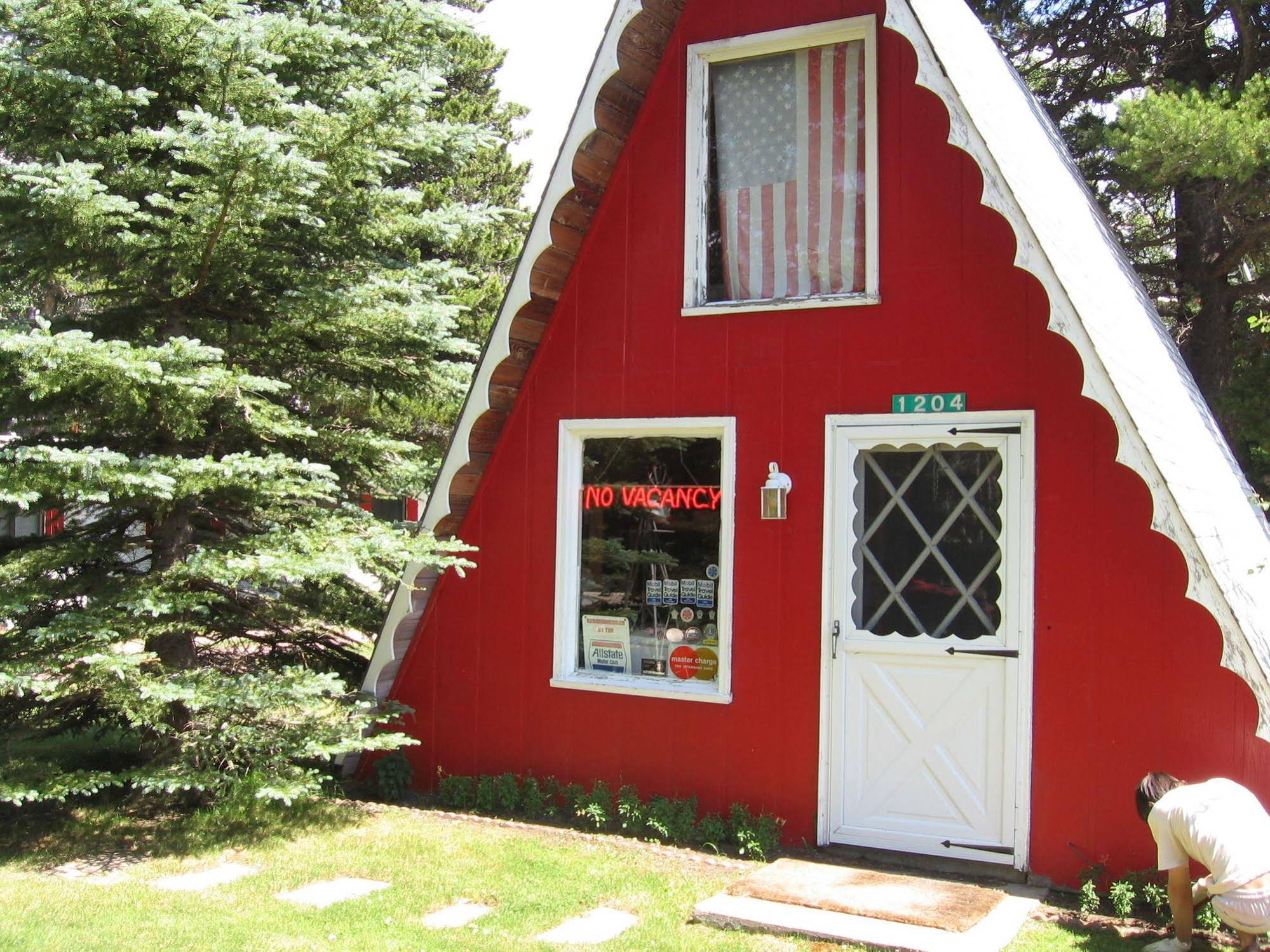 Jacobson's Cottages
