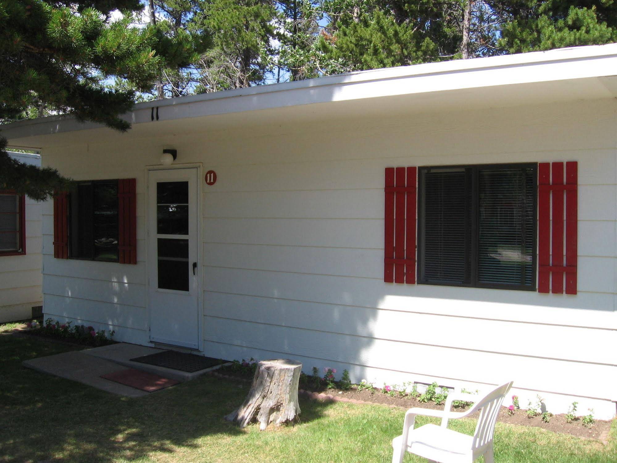 Jacobson's Cottages
