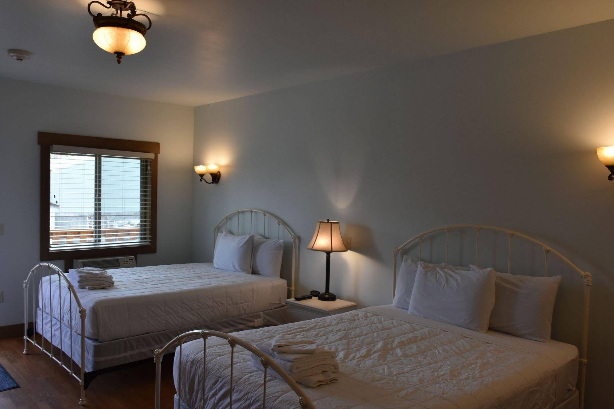 Yellowstone Condos & Suites