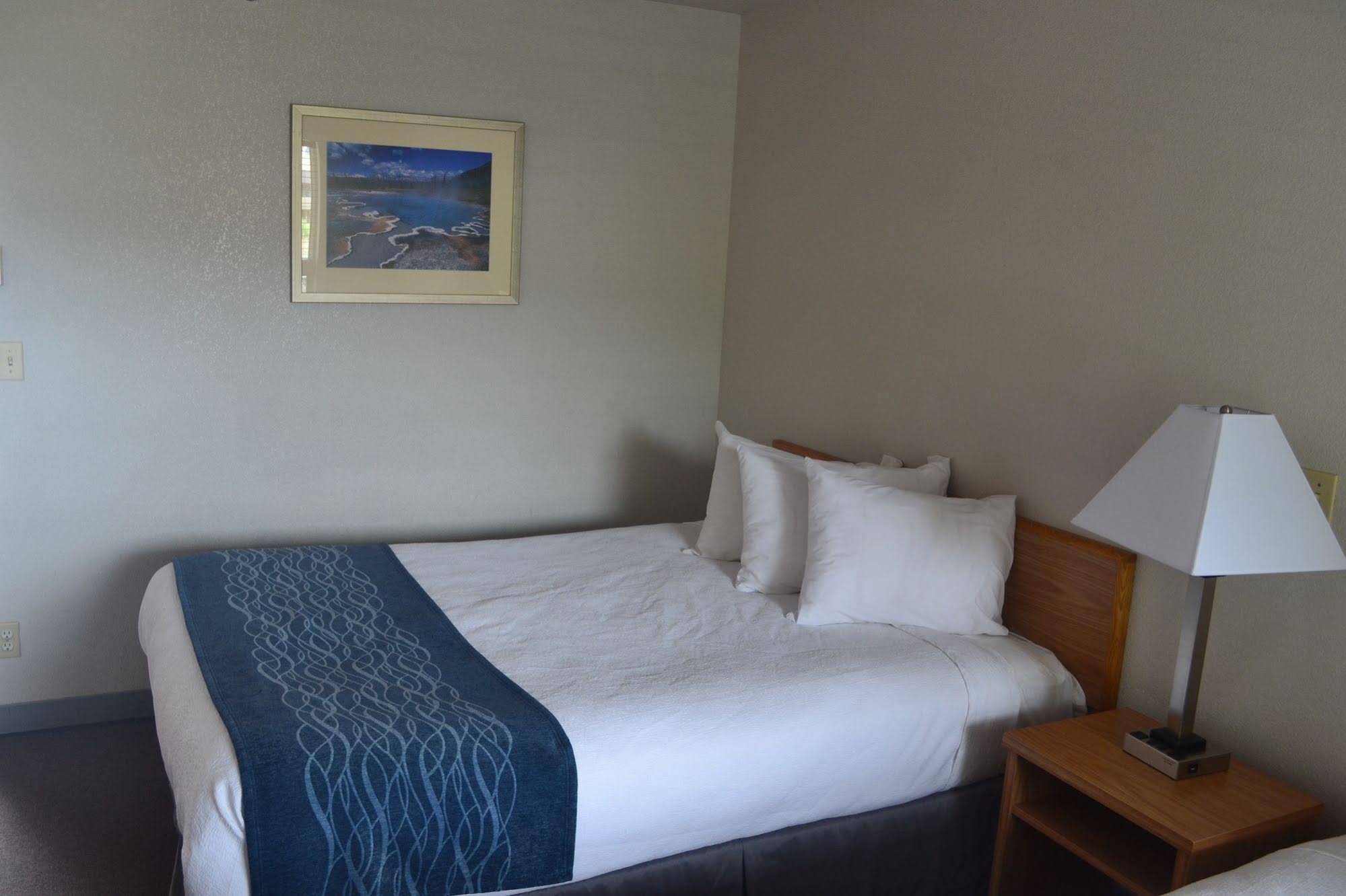 Yellowstone's Absaroka Lodge