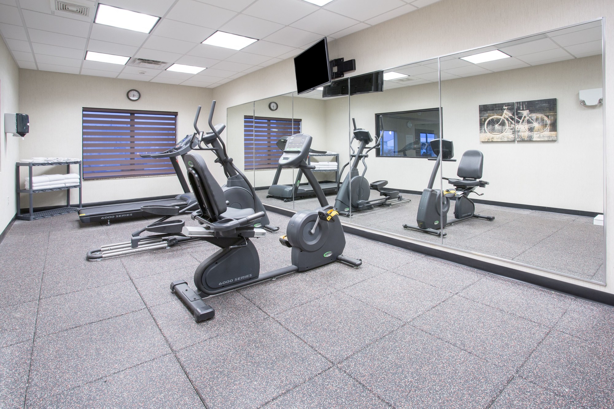 Holiday Inn Express & Suites Glendive