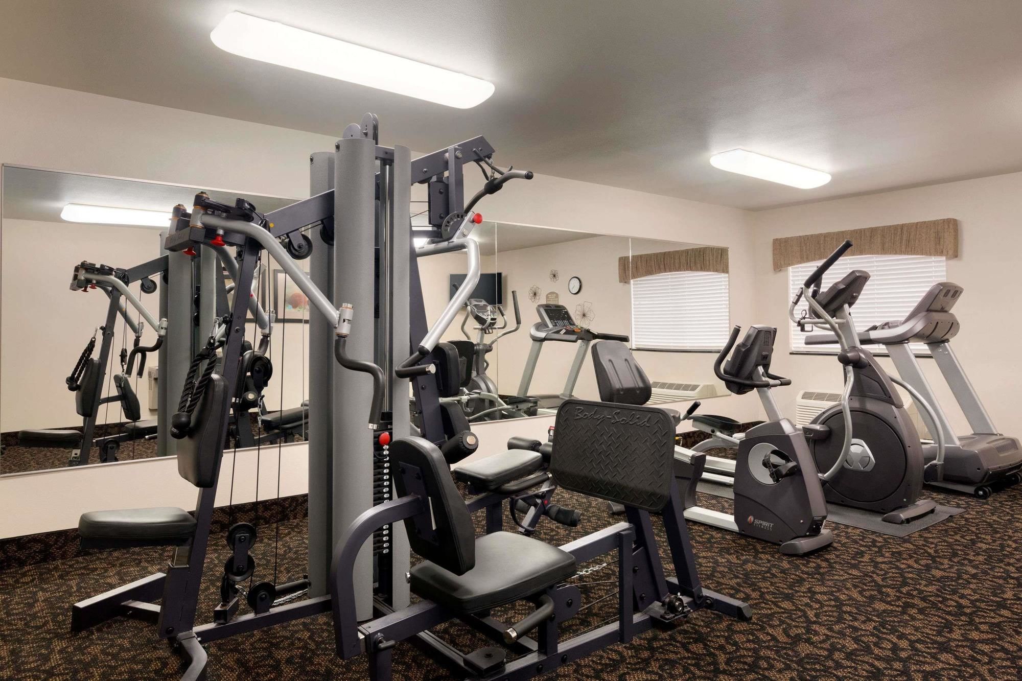 Baymont By Wyndham Glendive