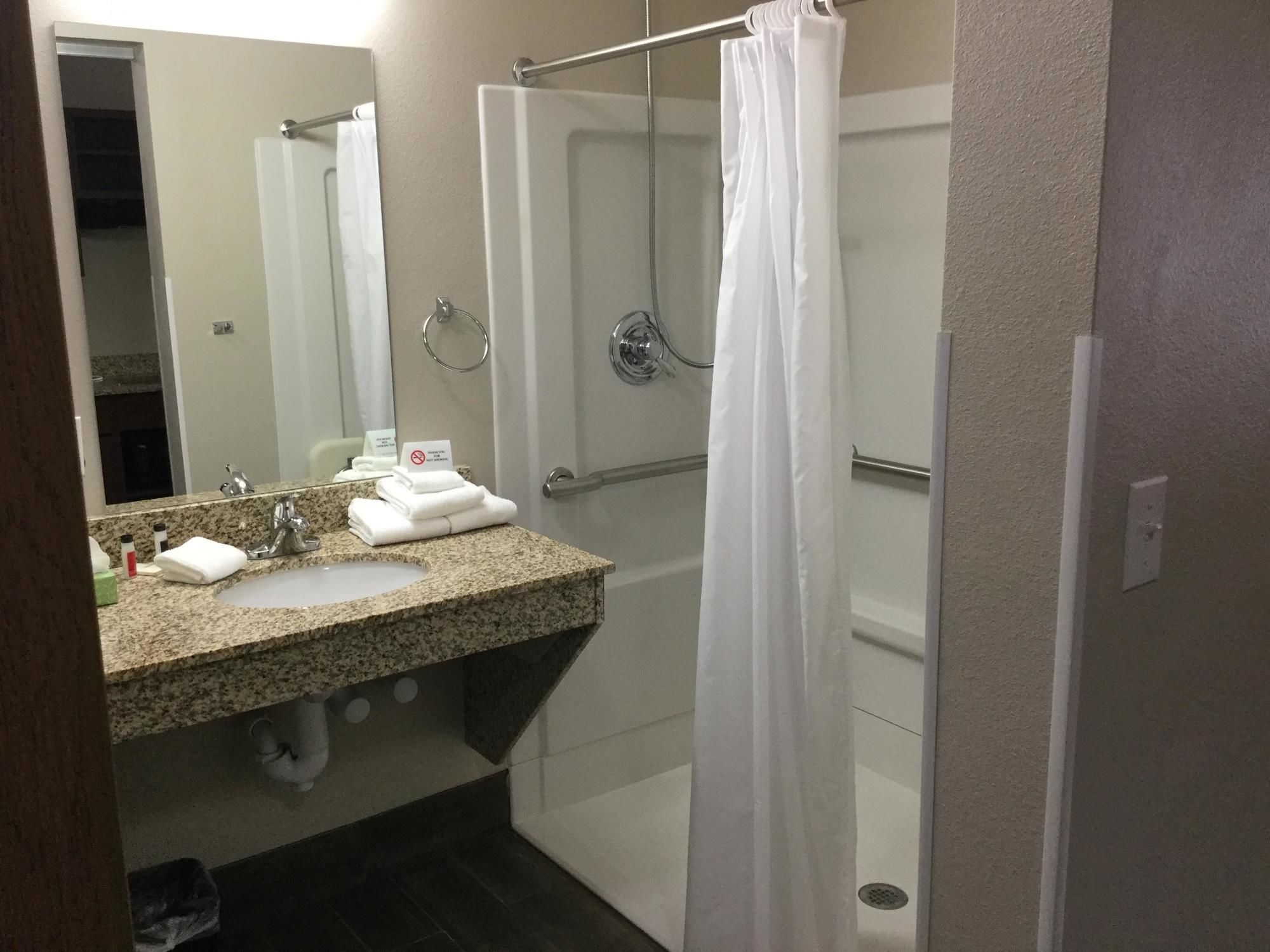 Baymont By Wyndham Glendive