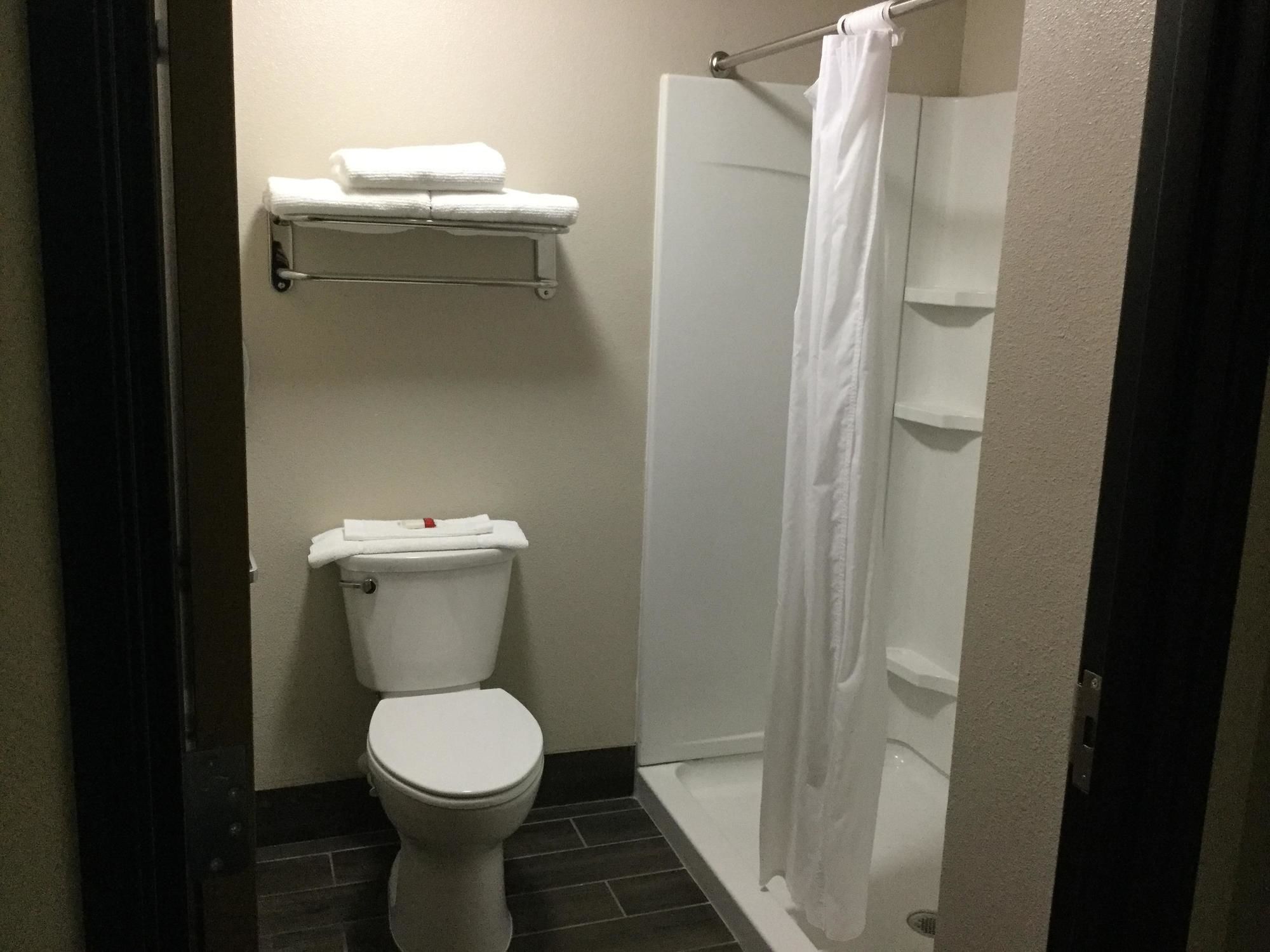 Baymont By Wyndham Glendive