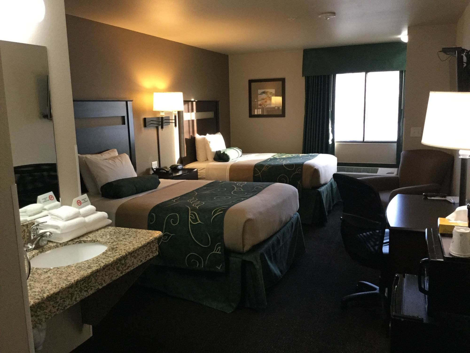 Baymont By Wyndham Glendive