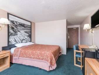 Glendive Lodge