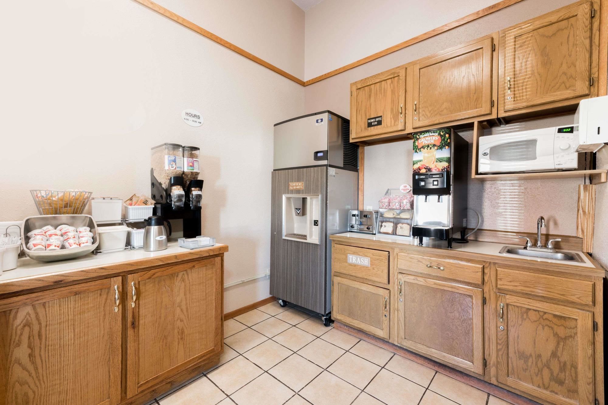 Glendive Lodge