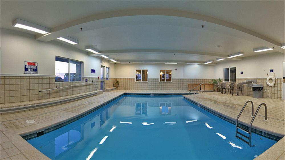 Crystal Inn Hotel & Suites Great Falls