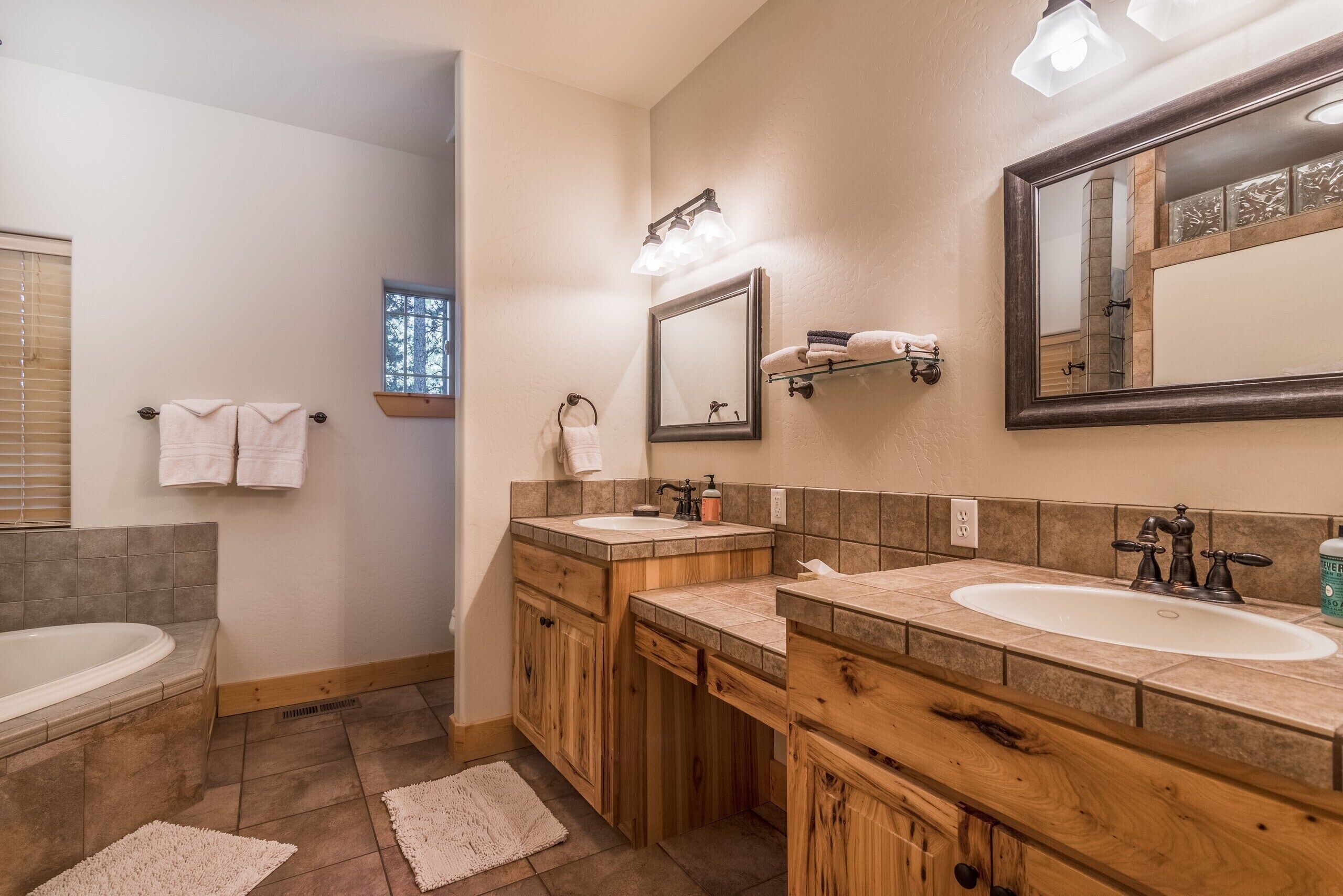 Pineview Lodge