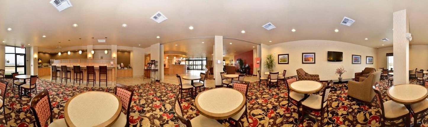 Comfort Suites Airport