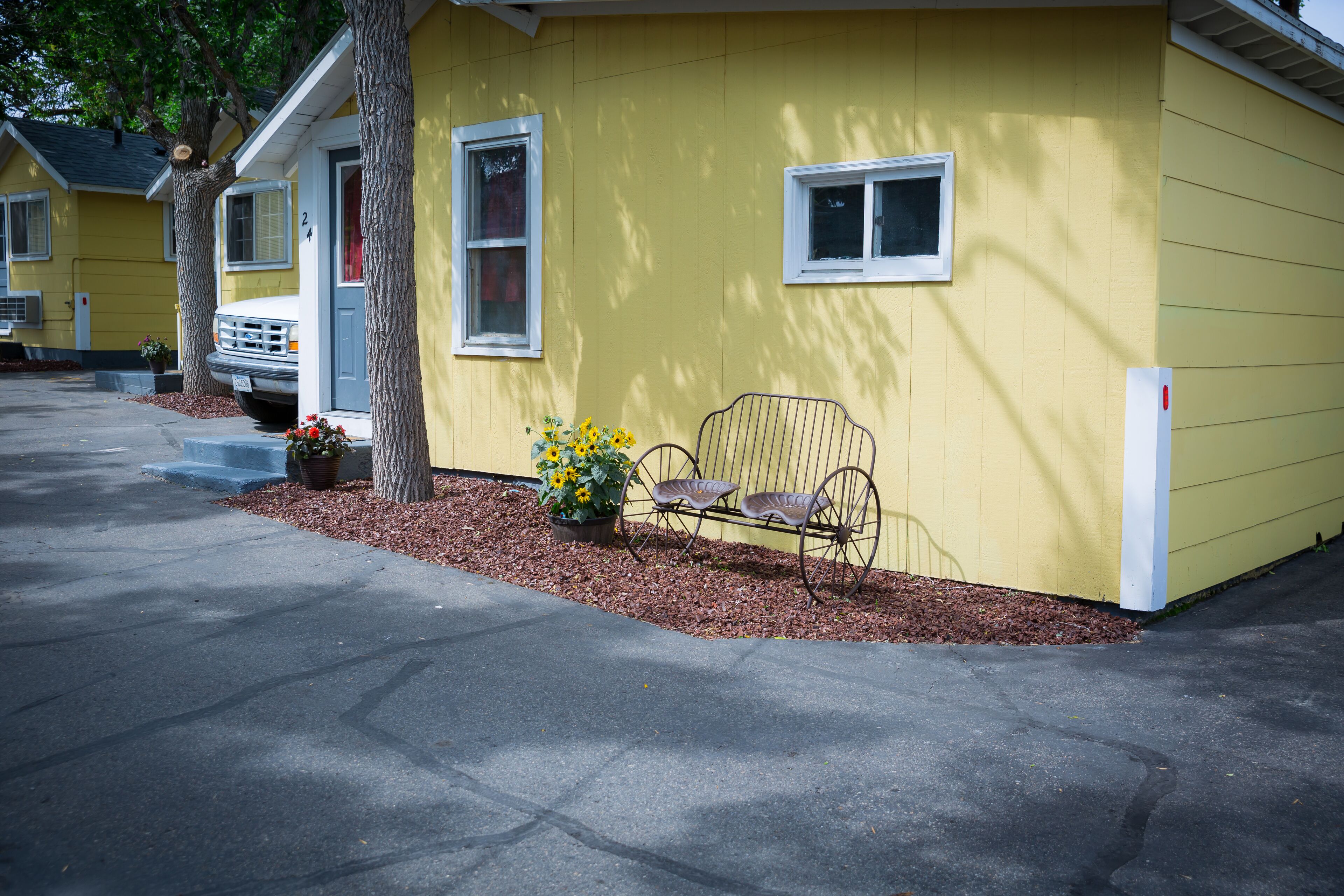 Lamplighter Motel