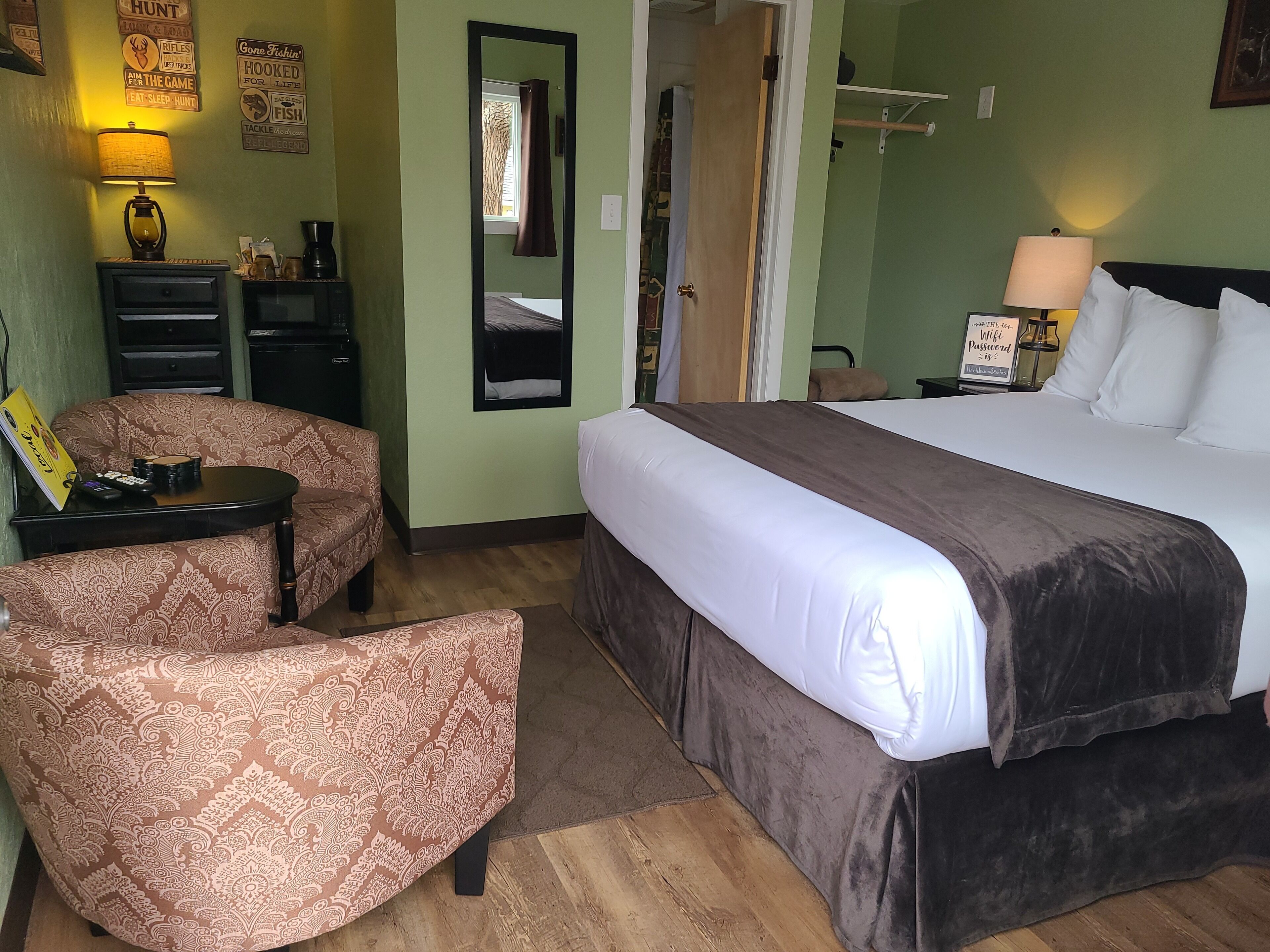 Lamplighter Motel