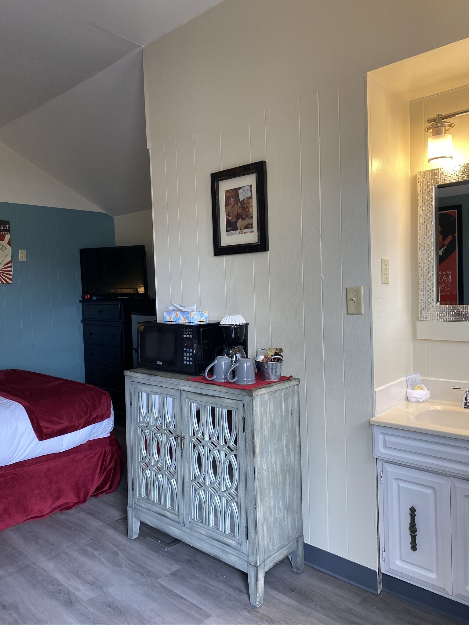 Lamplighter Motel