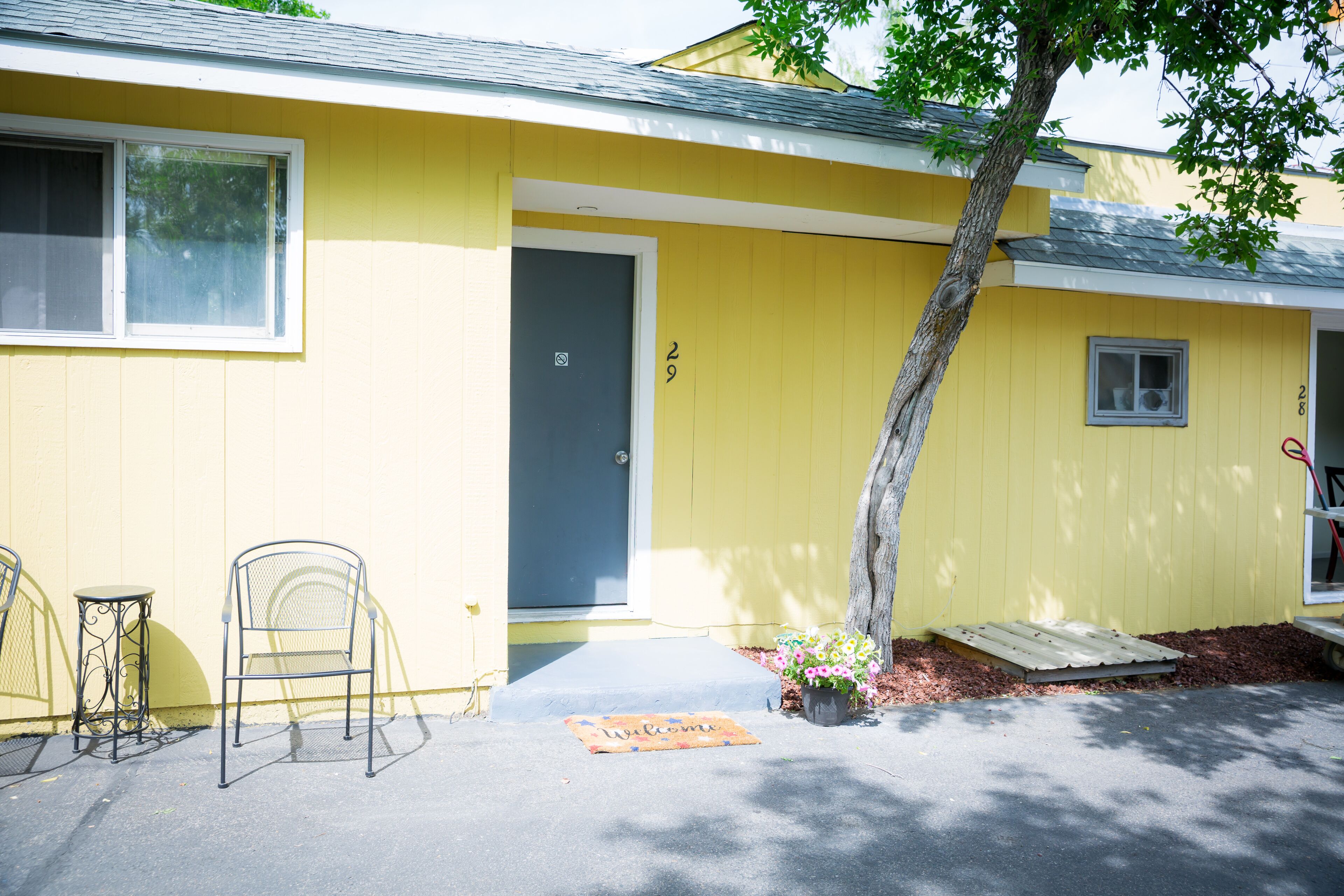 Lamplighter Motel