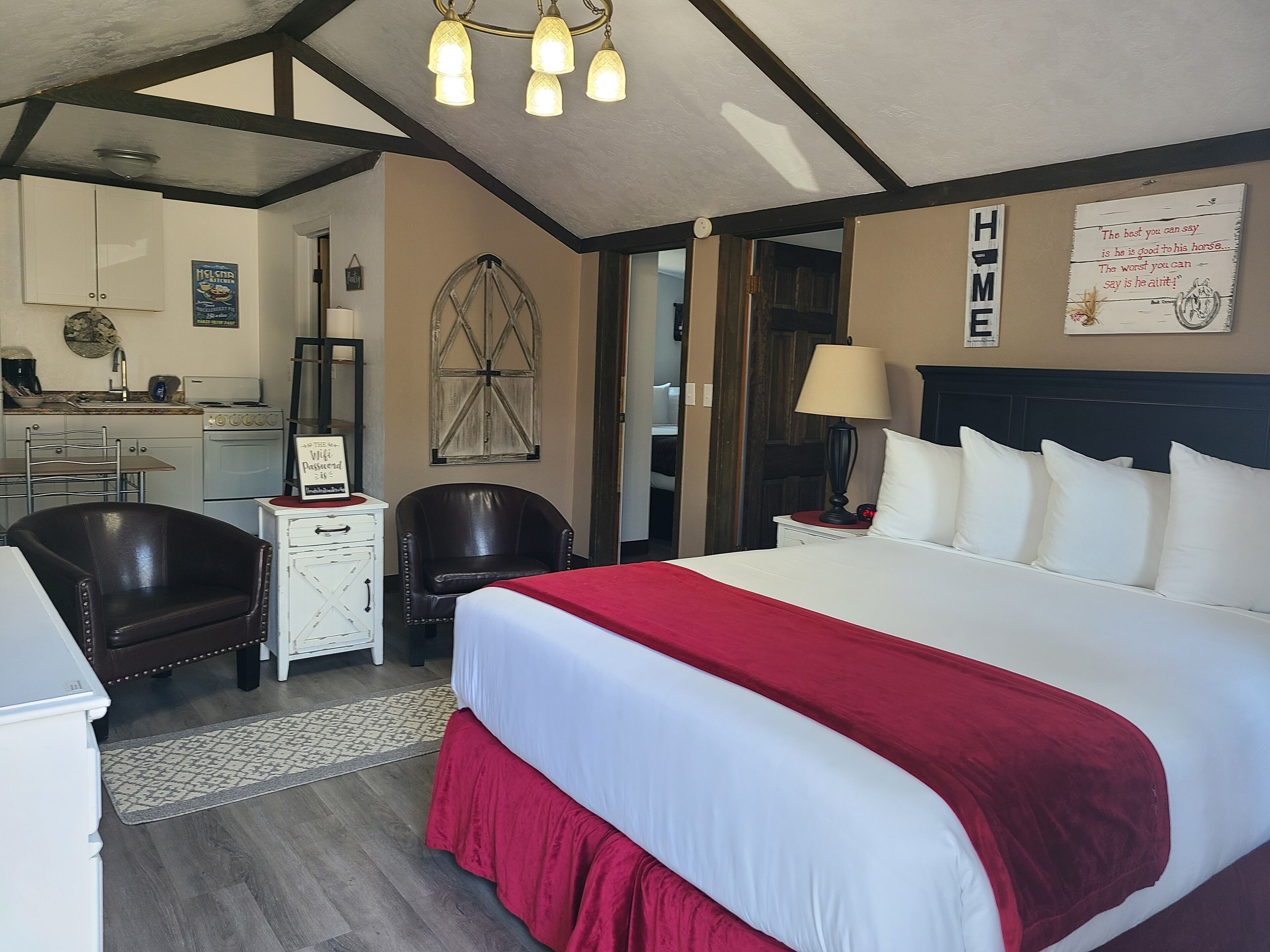 Lamplighter Motel