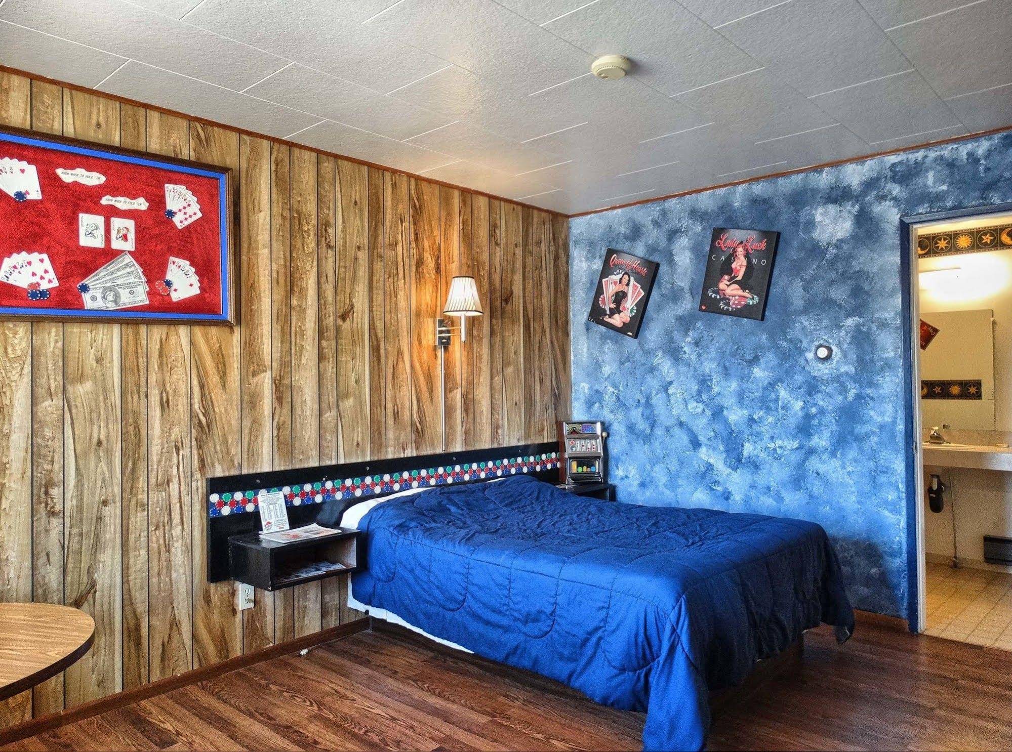 Blue and White Motel