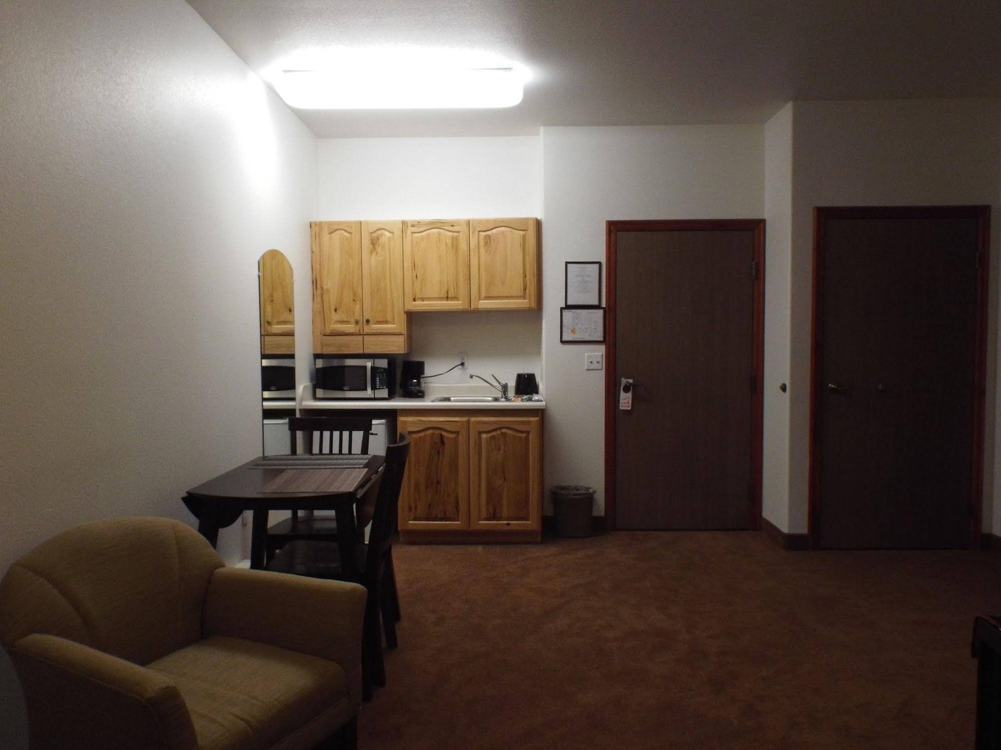 Greenwood Village Inn And Suites