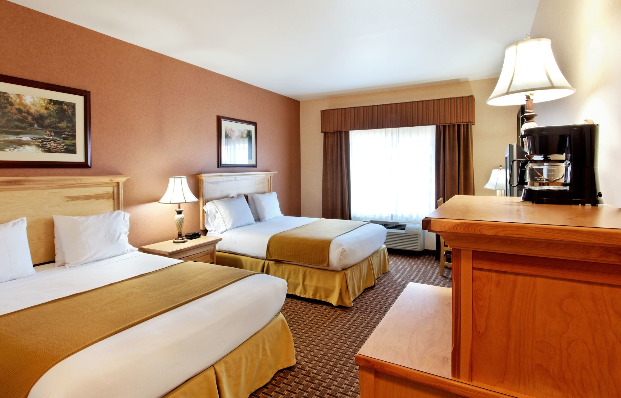 Holiday Inn Express & Suites Kalispell