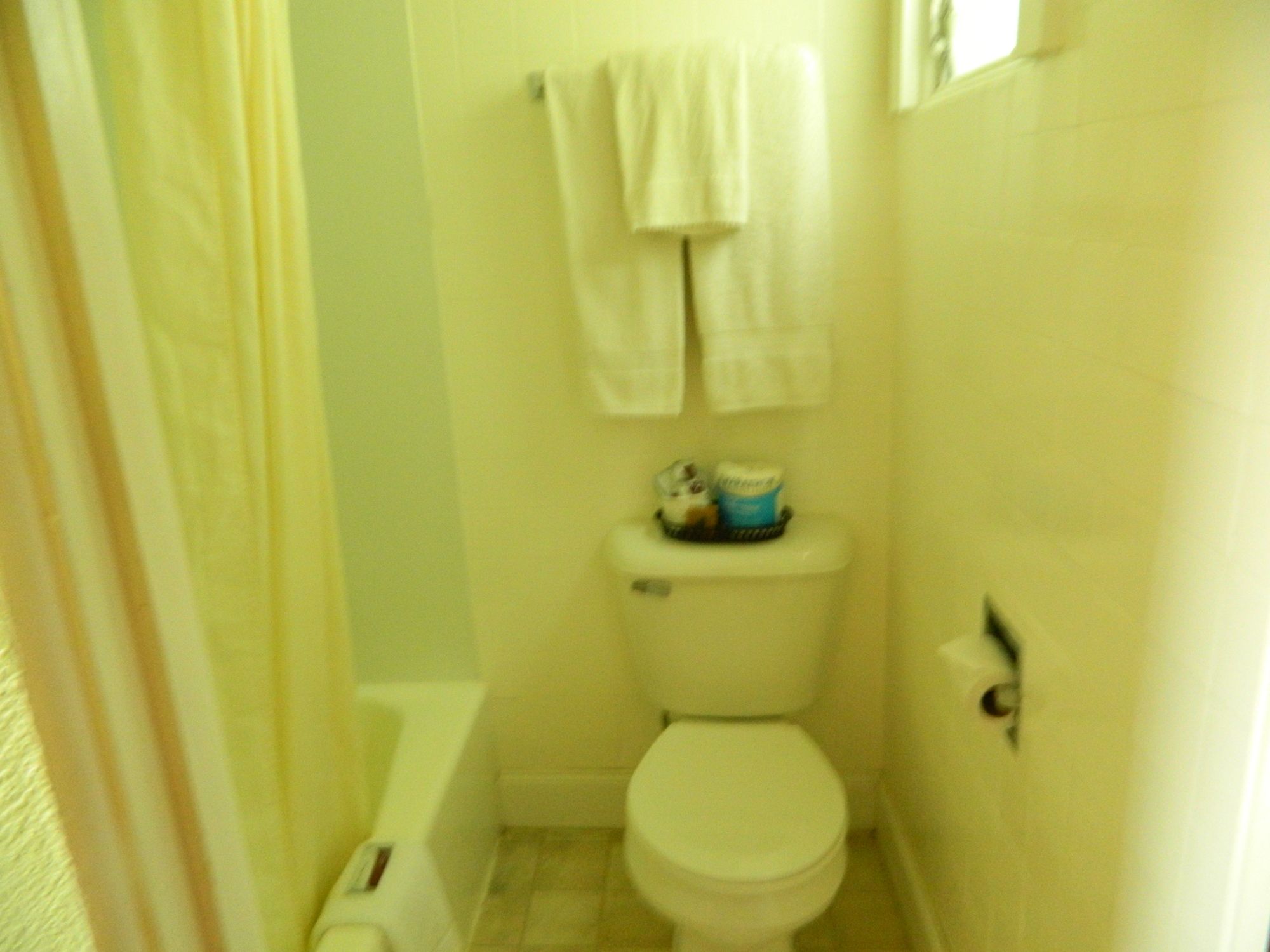 Country Motor Inn