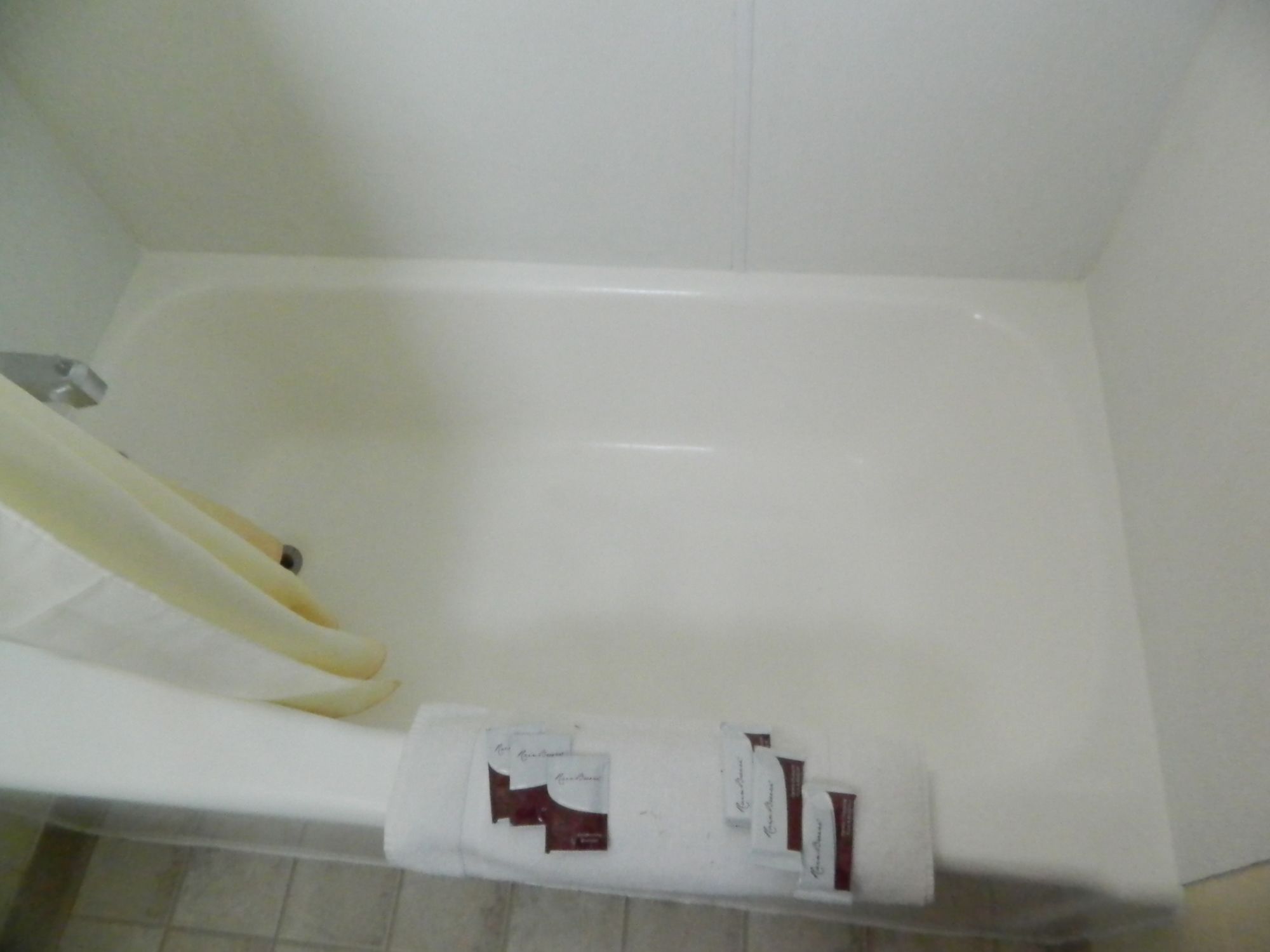 Country Motor Inn