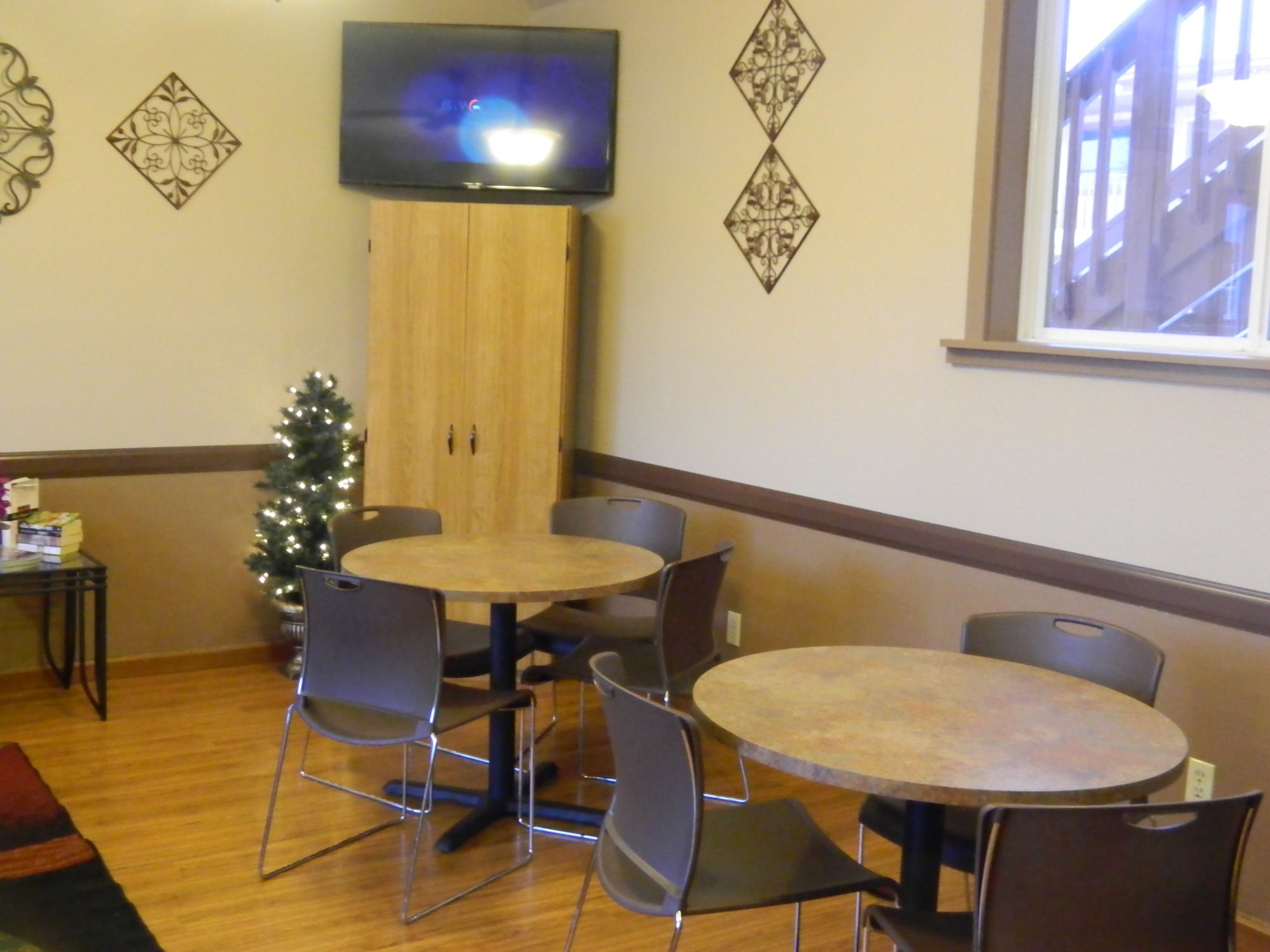 Country Motor Inn