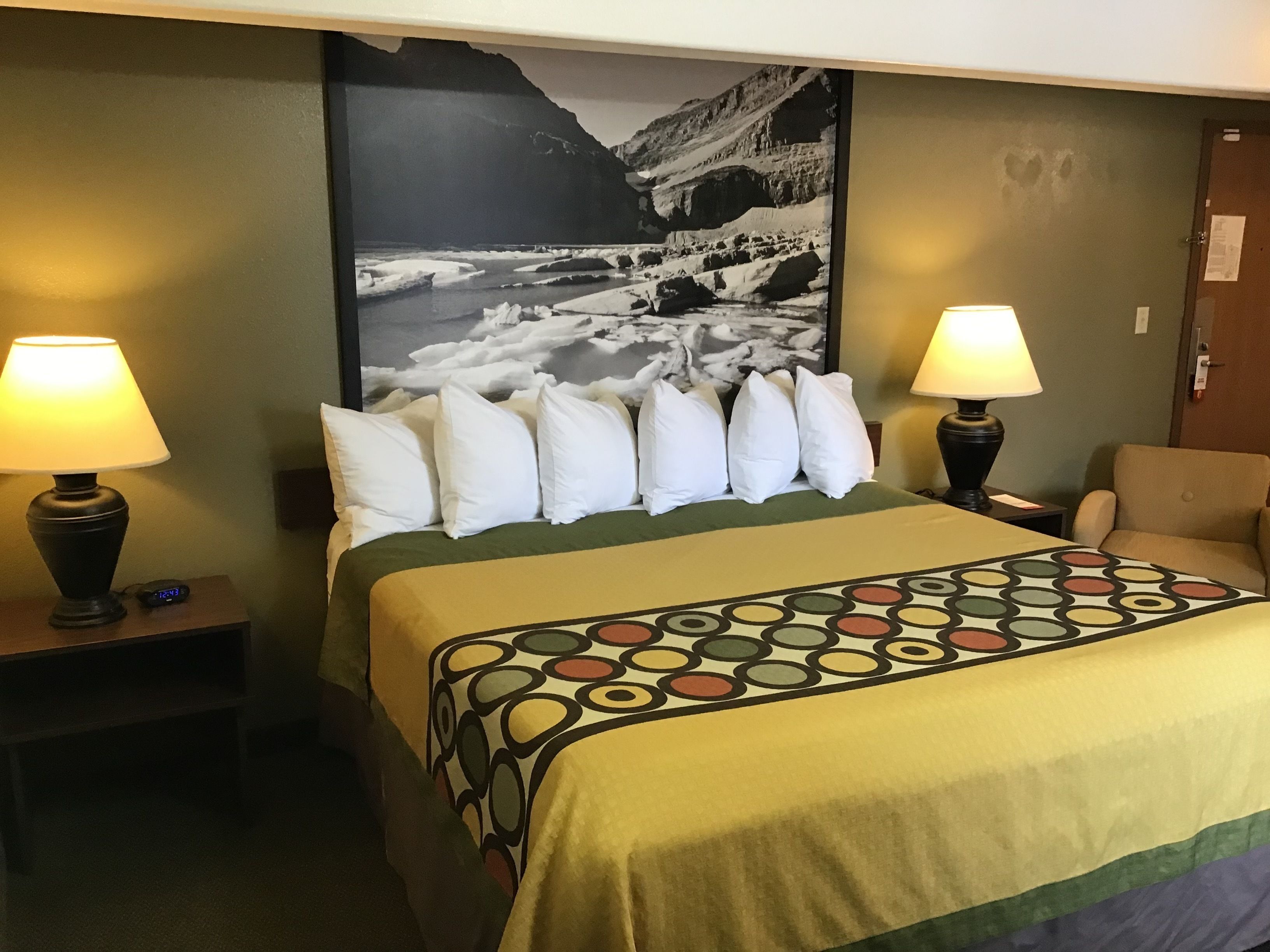 Super 8 by Wyndham Livingston Yellowstone