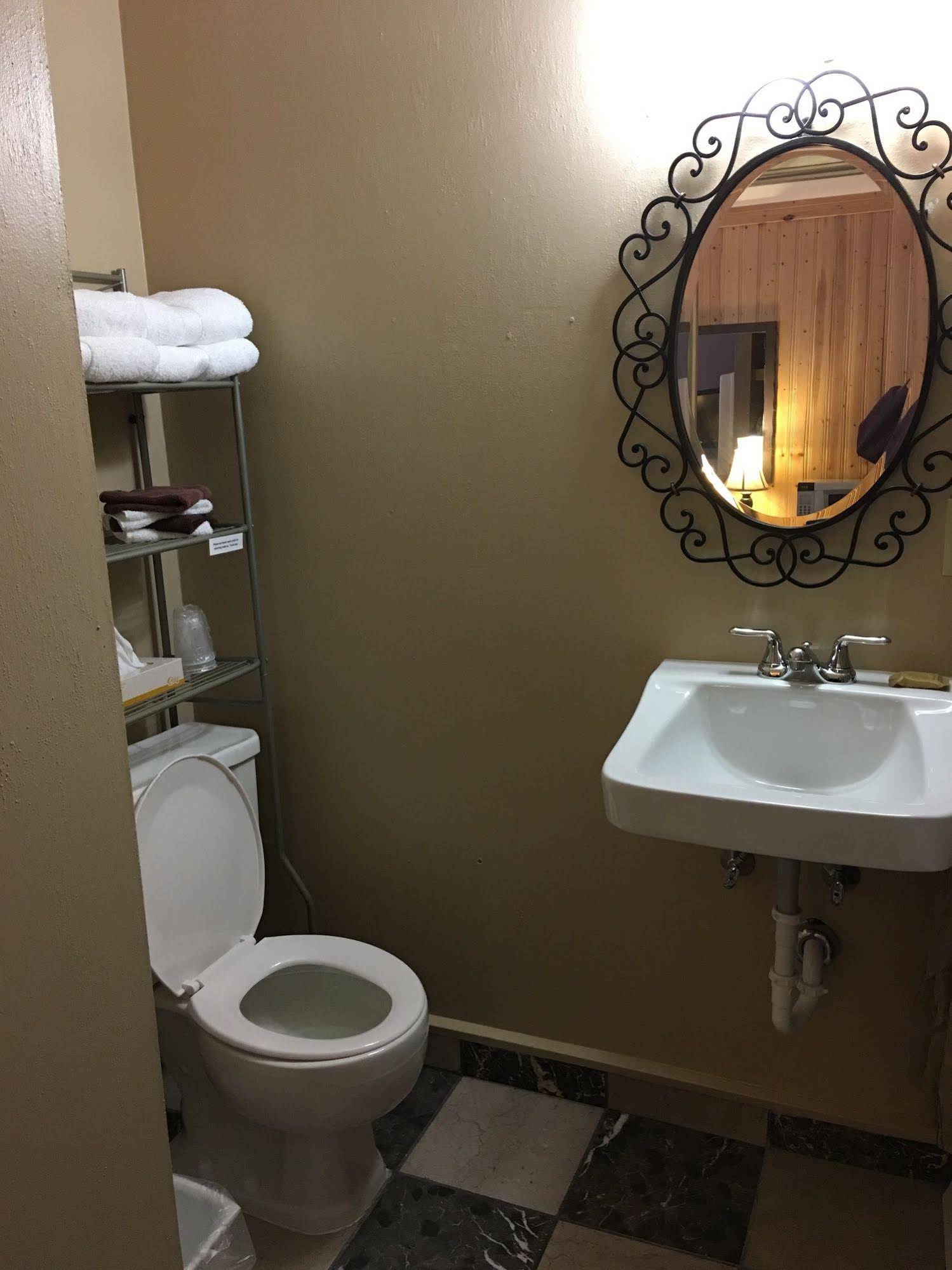 Red Lodge Inn