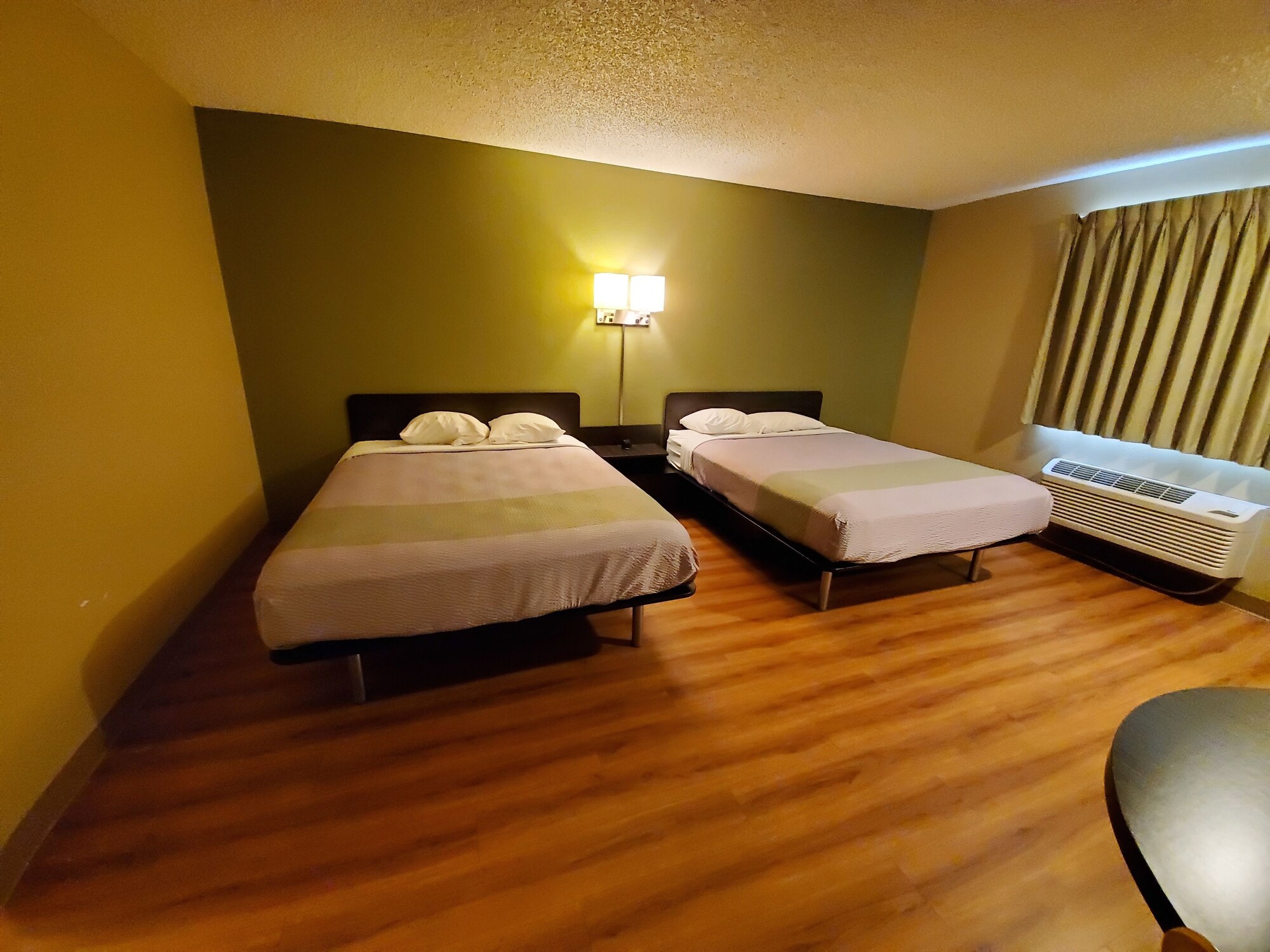 OYO Hotel Shelby MT Hwy 2 & I-15