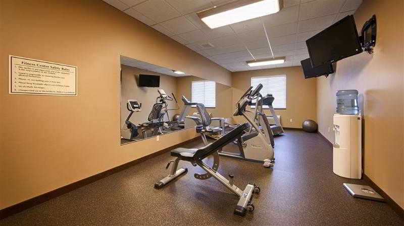 Best Western Golden Prairie Inn & Suites