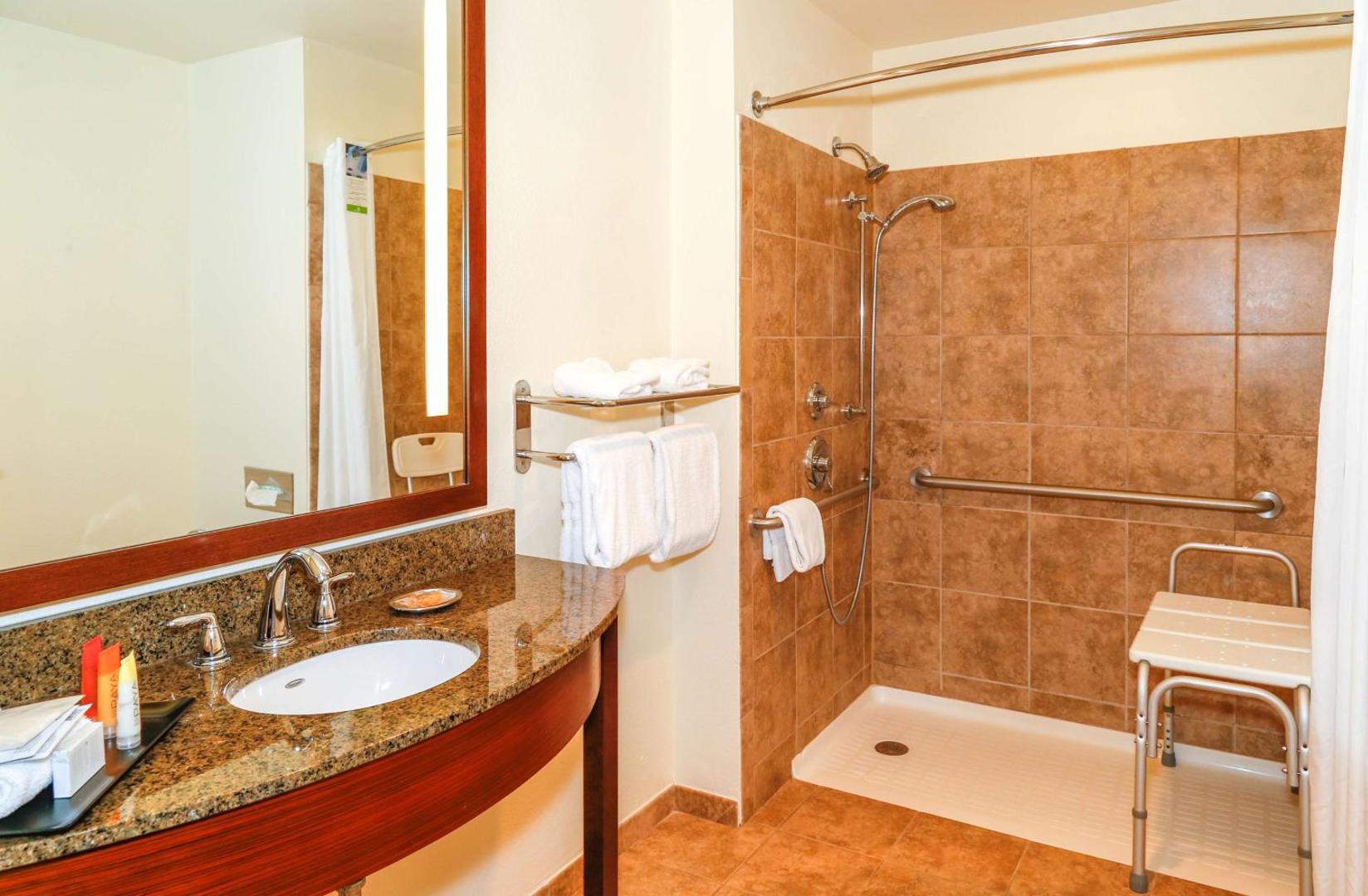 Best Western Rocky Mountain Lodge