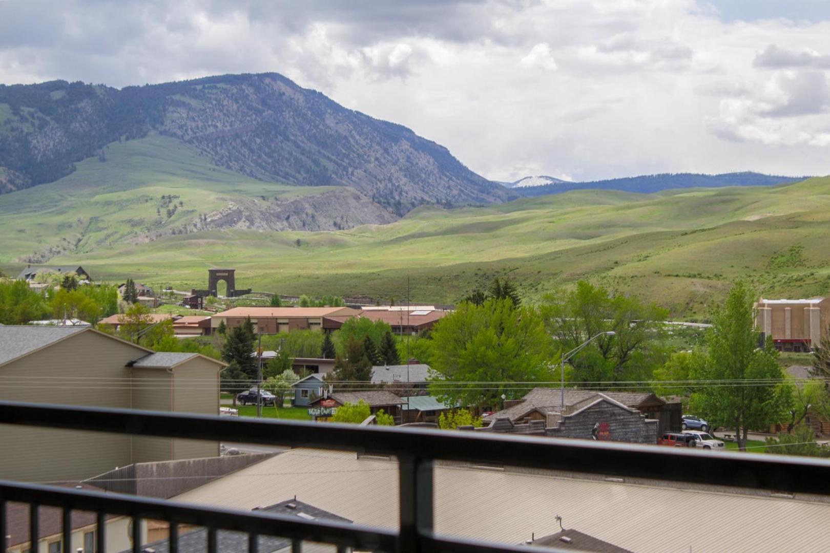 Travelodge by Wyndham Gardiner Yellowstone Park North