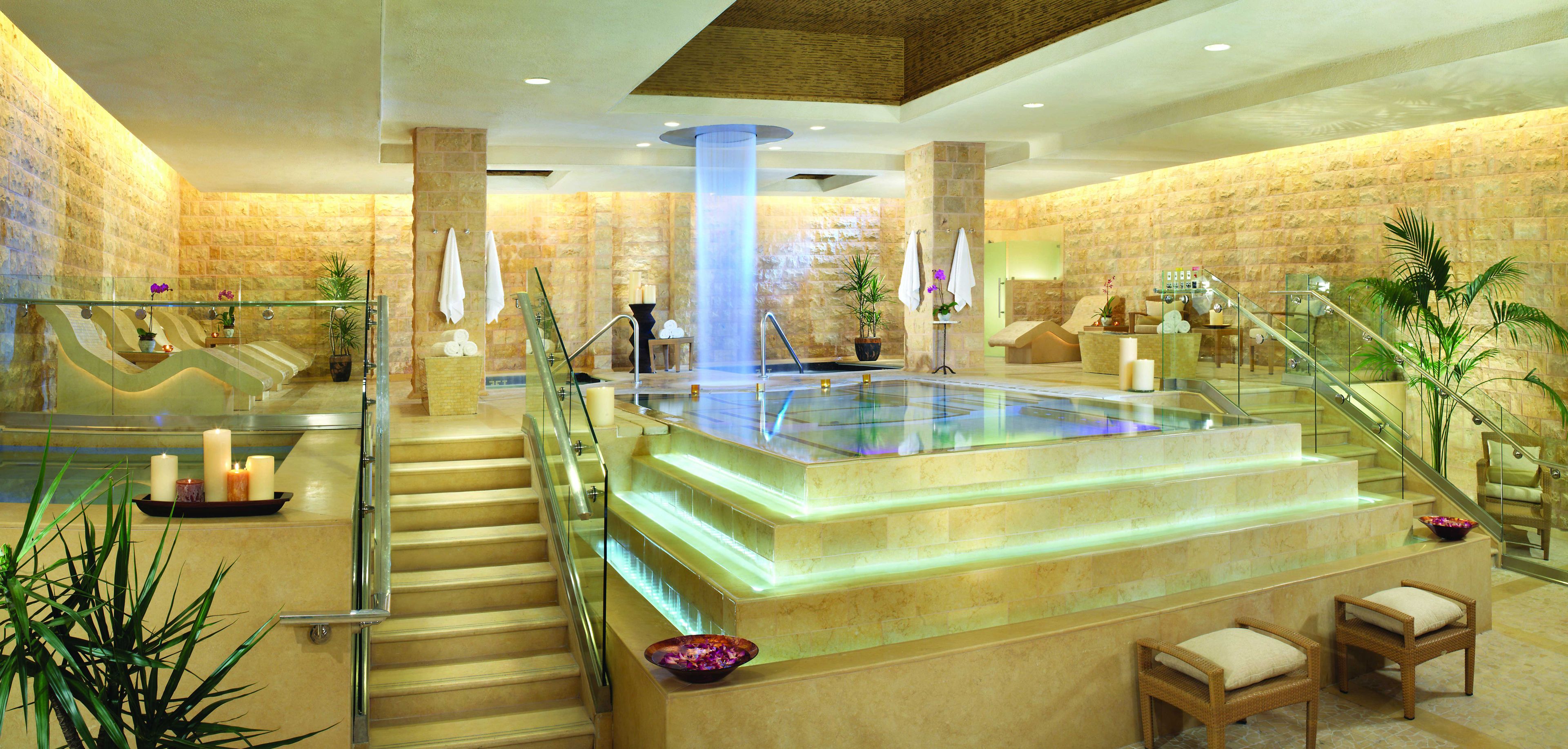 Caesars Palace by Suiteness
