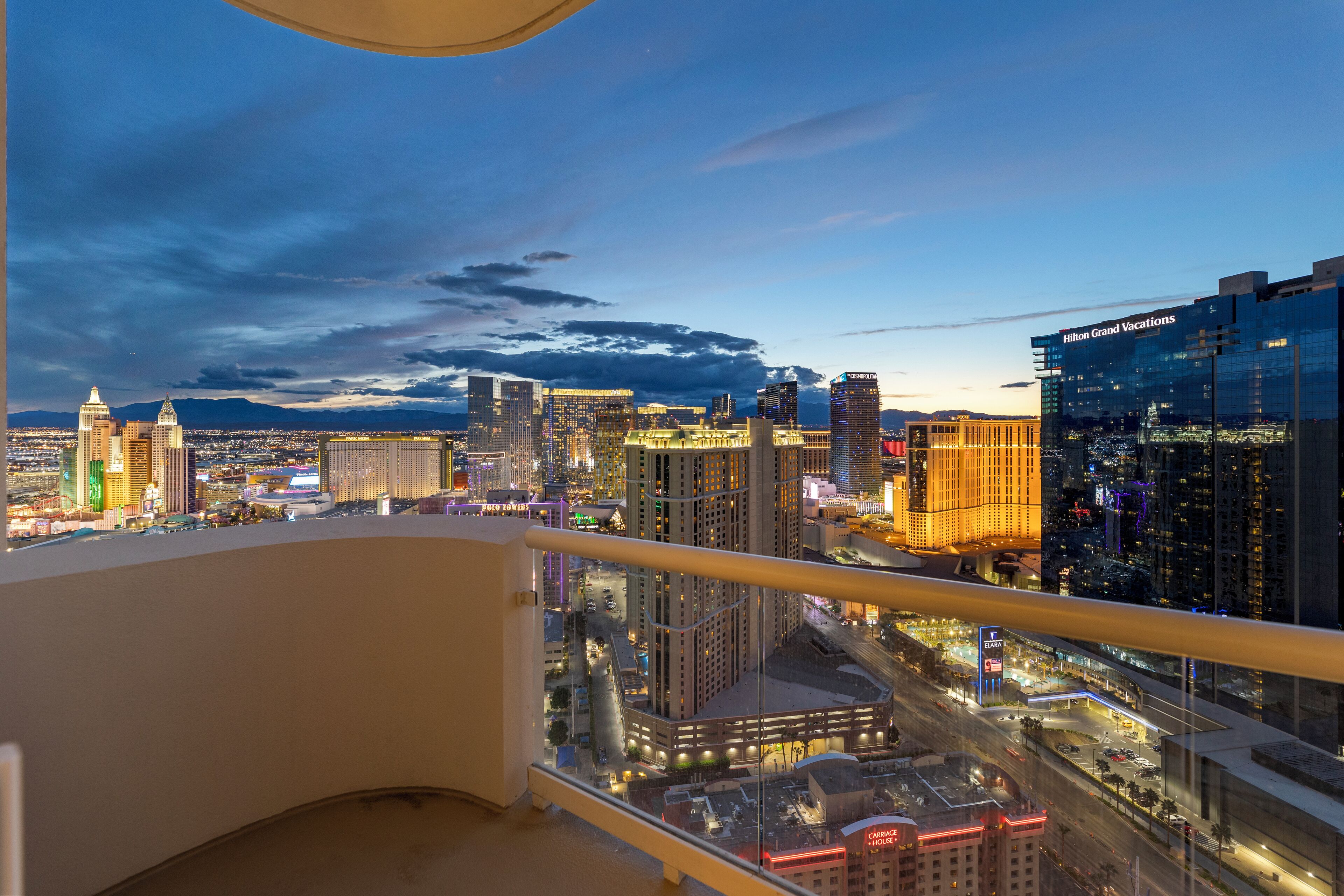 Lucky Gem Penthouse Suites at Signature