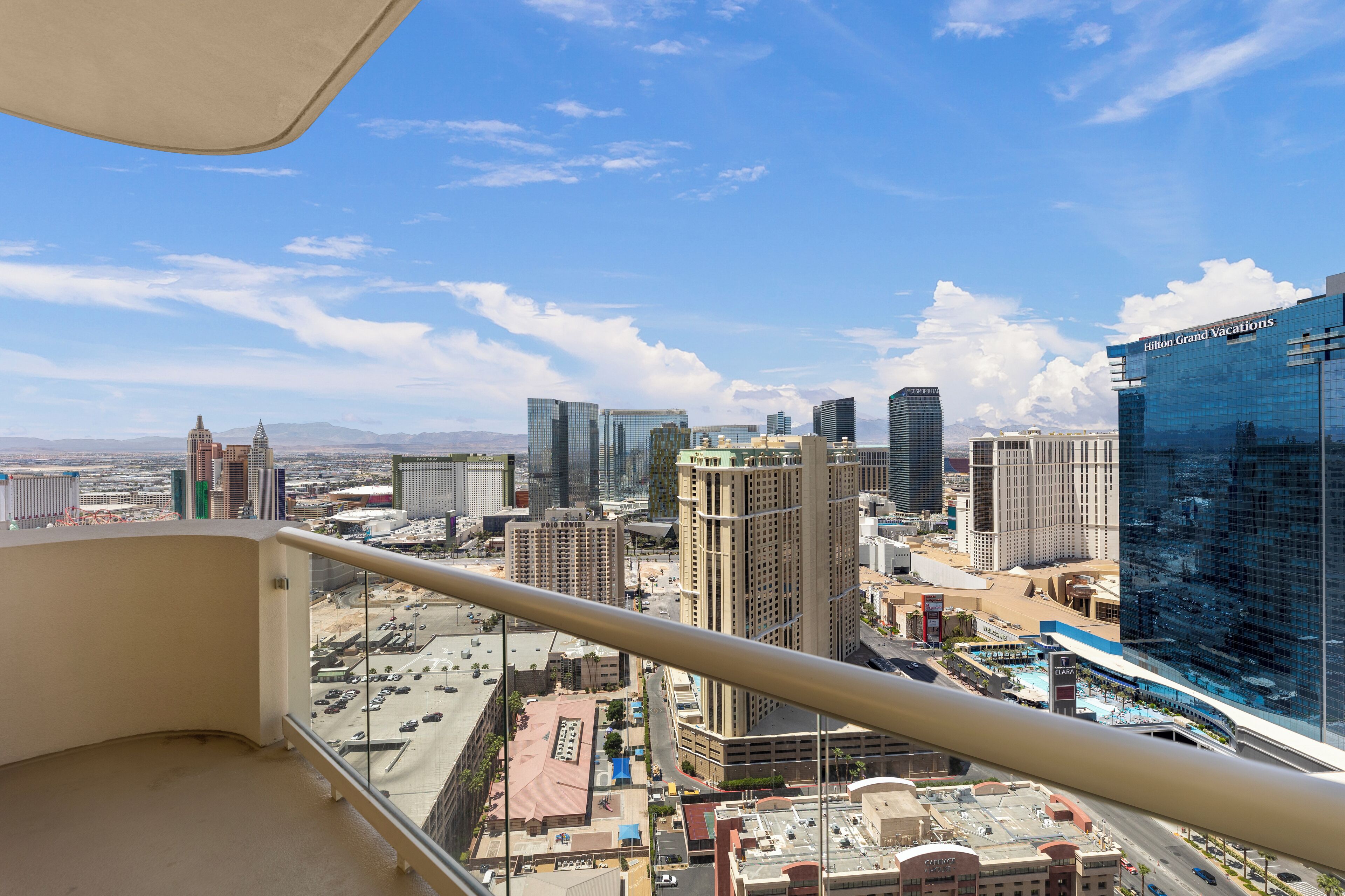 Lucky Gem Penthouse Suites at Signature