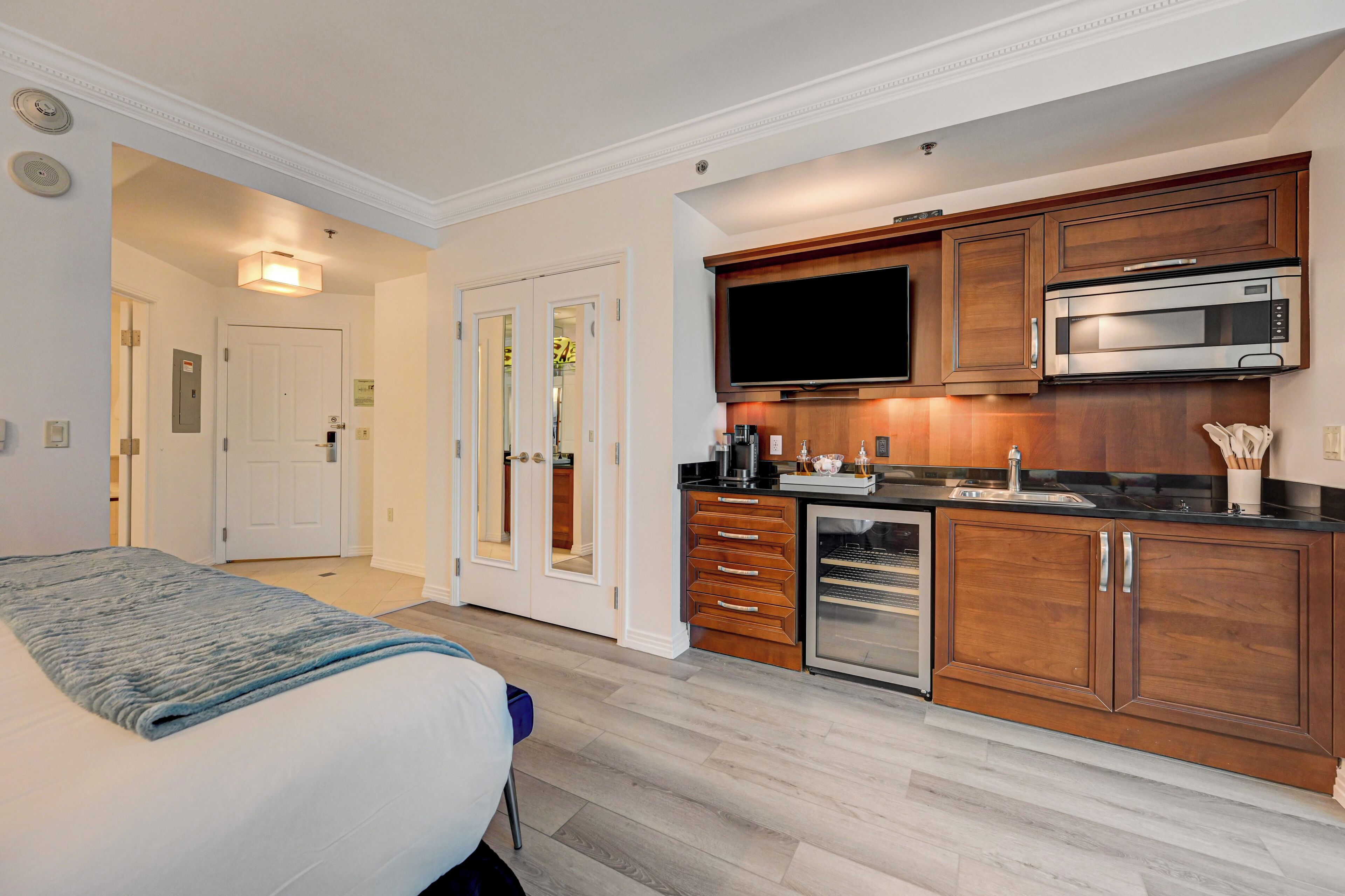 Lucky Gem Penthouse Suites at Signature