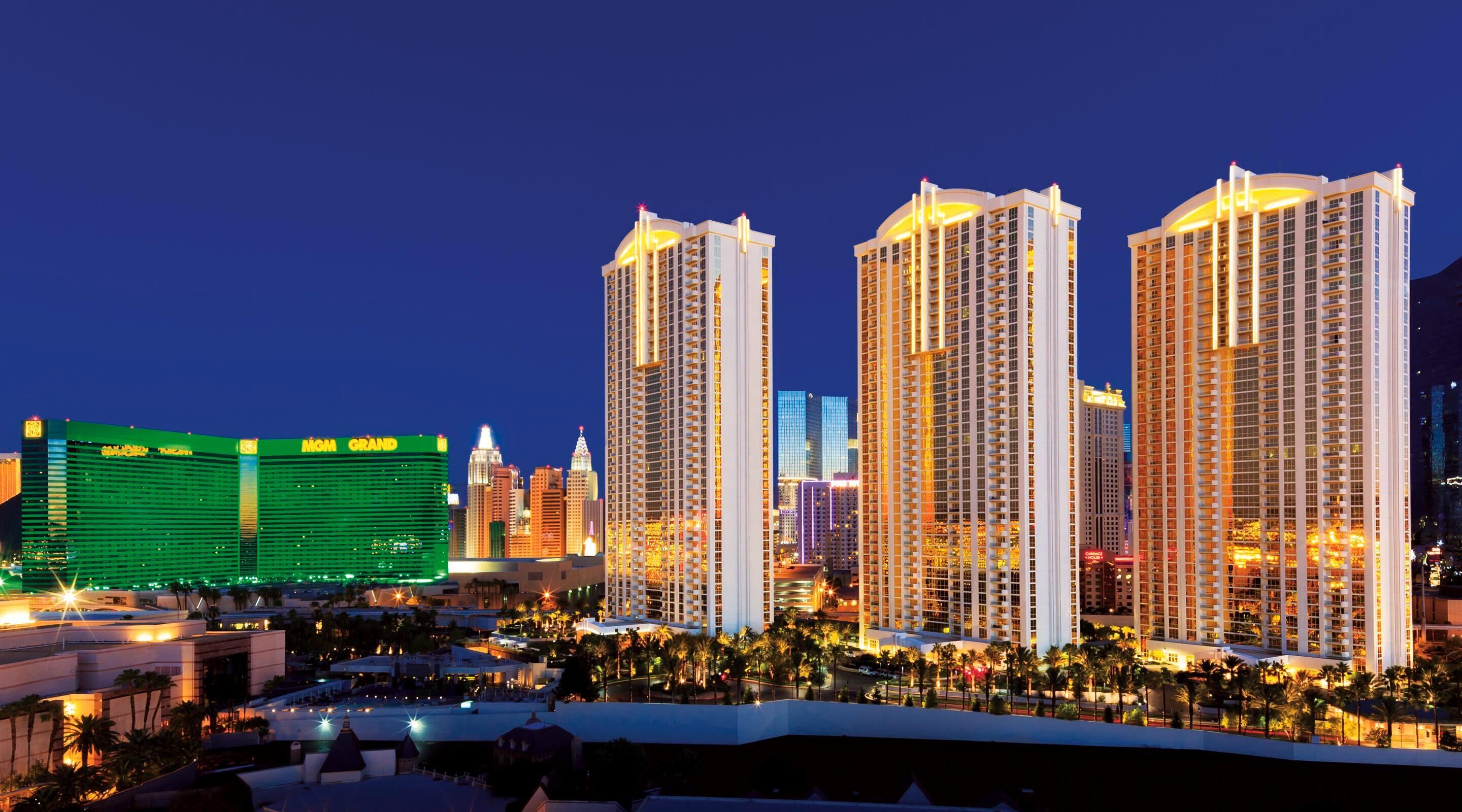 Lucky Gem Penthouse Suites at Signature