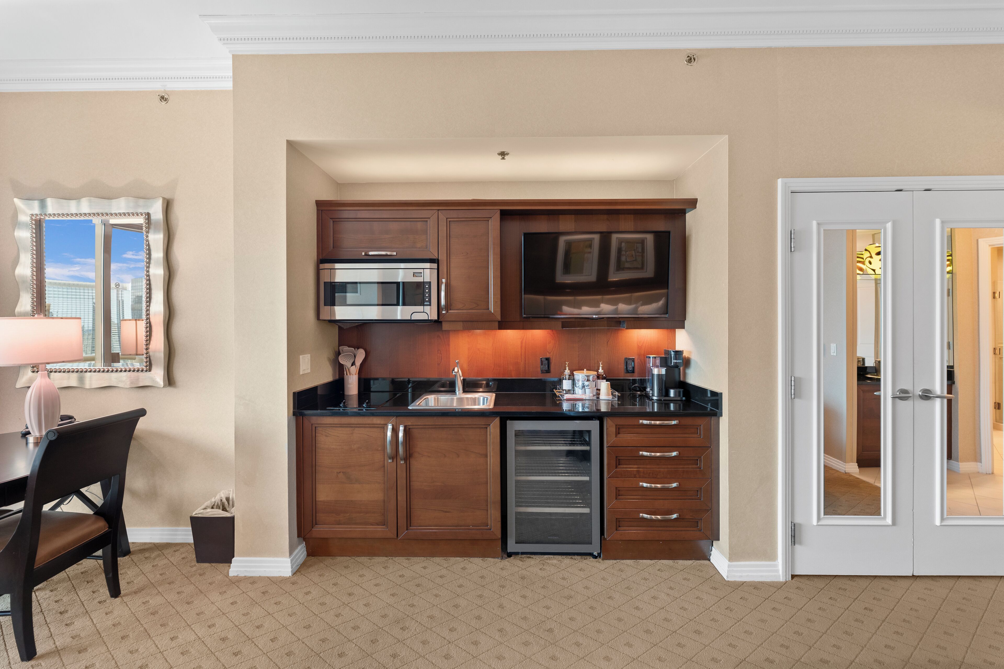 Lucky Gem Penthouse Suites at Signature