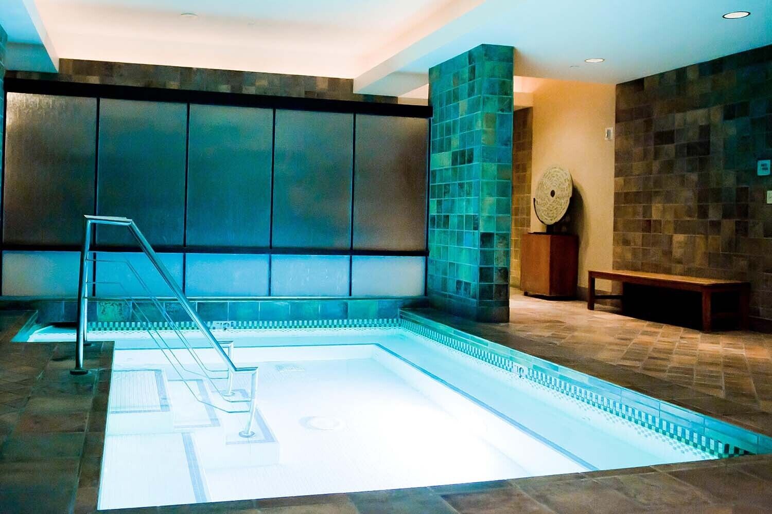 Lucky Gem Penthouse Suites at Signature