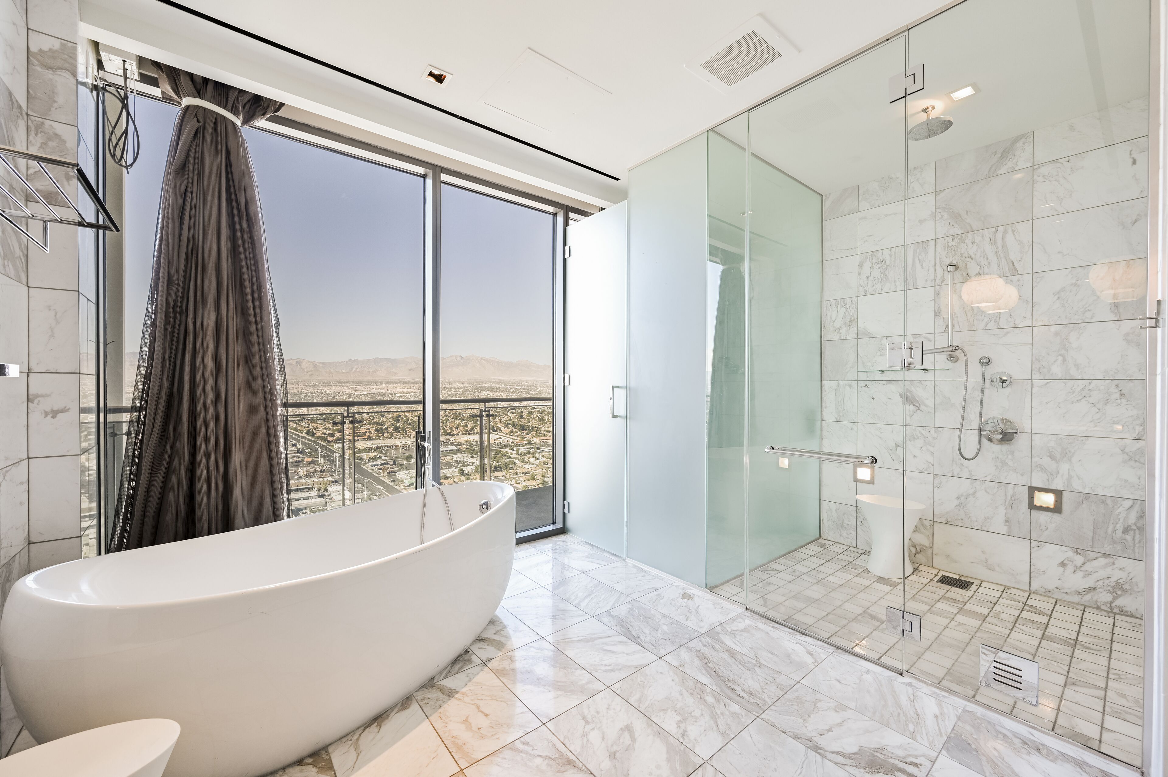 Palms Place by Strip View Suites