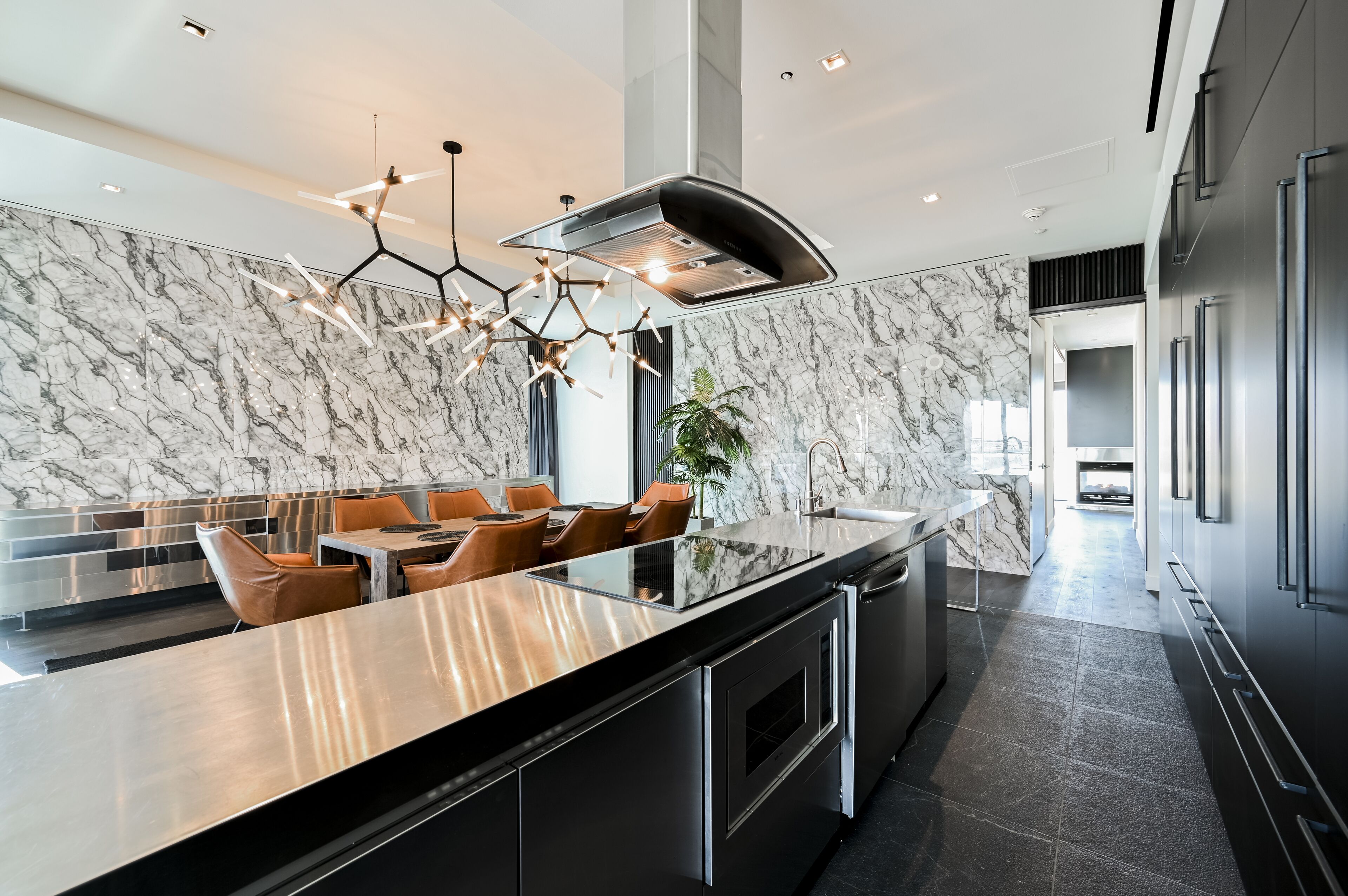 Palms Place by Strip View Suites