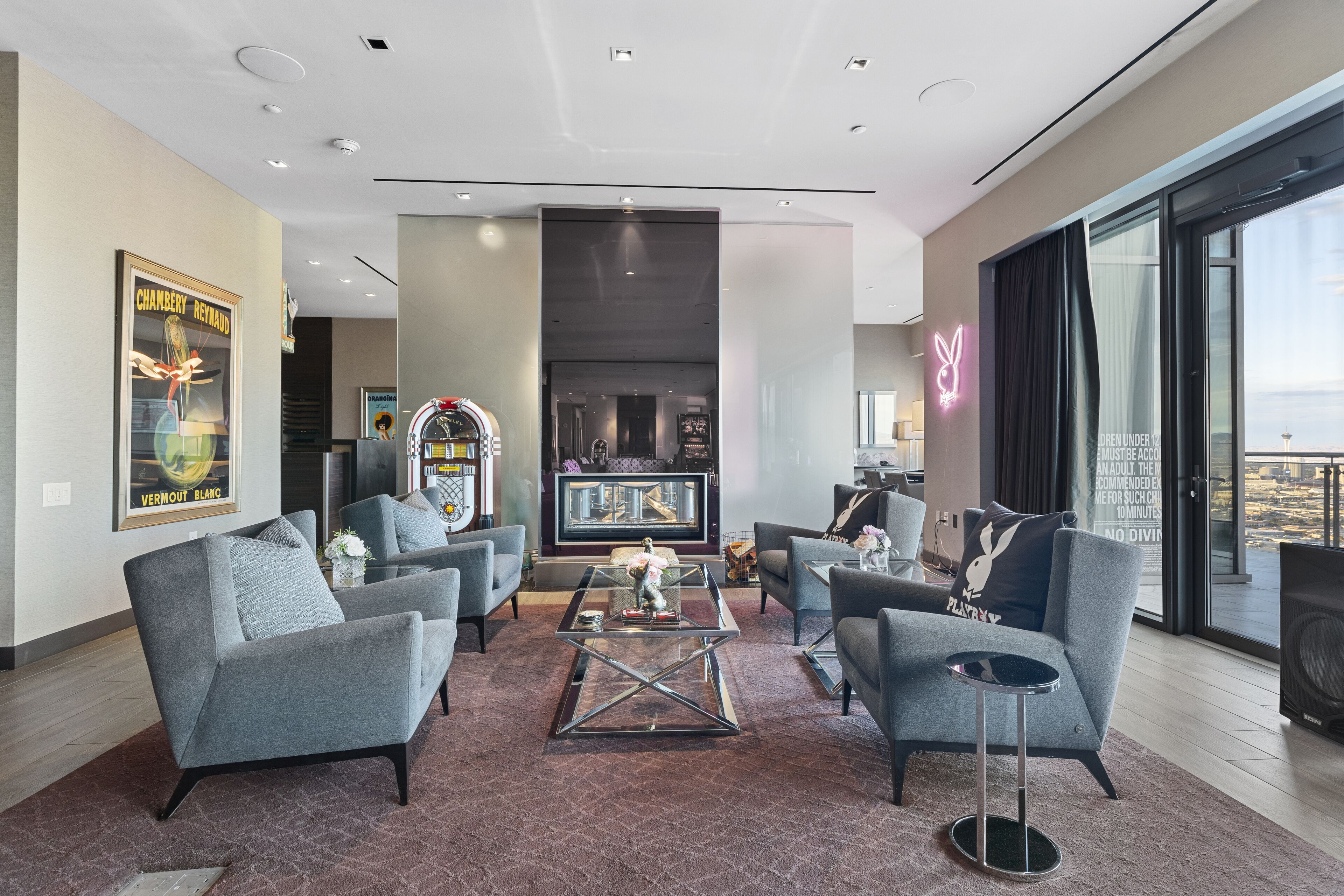 Palms Place by Strip View Suites