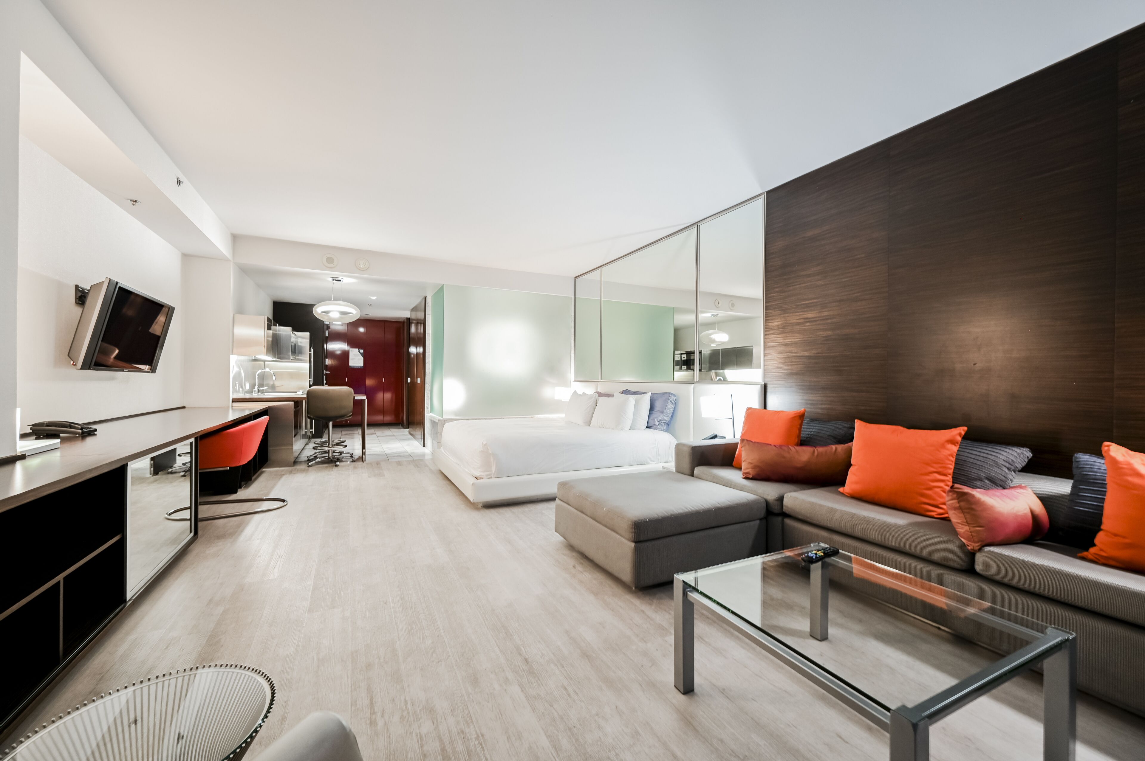 Palms Place by Strip View Suites