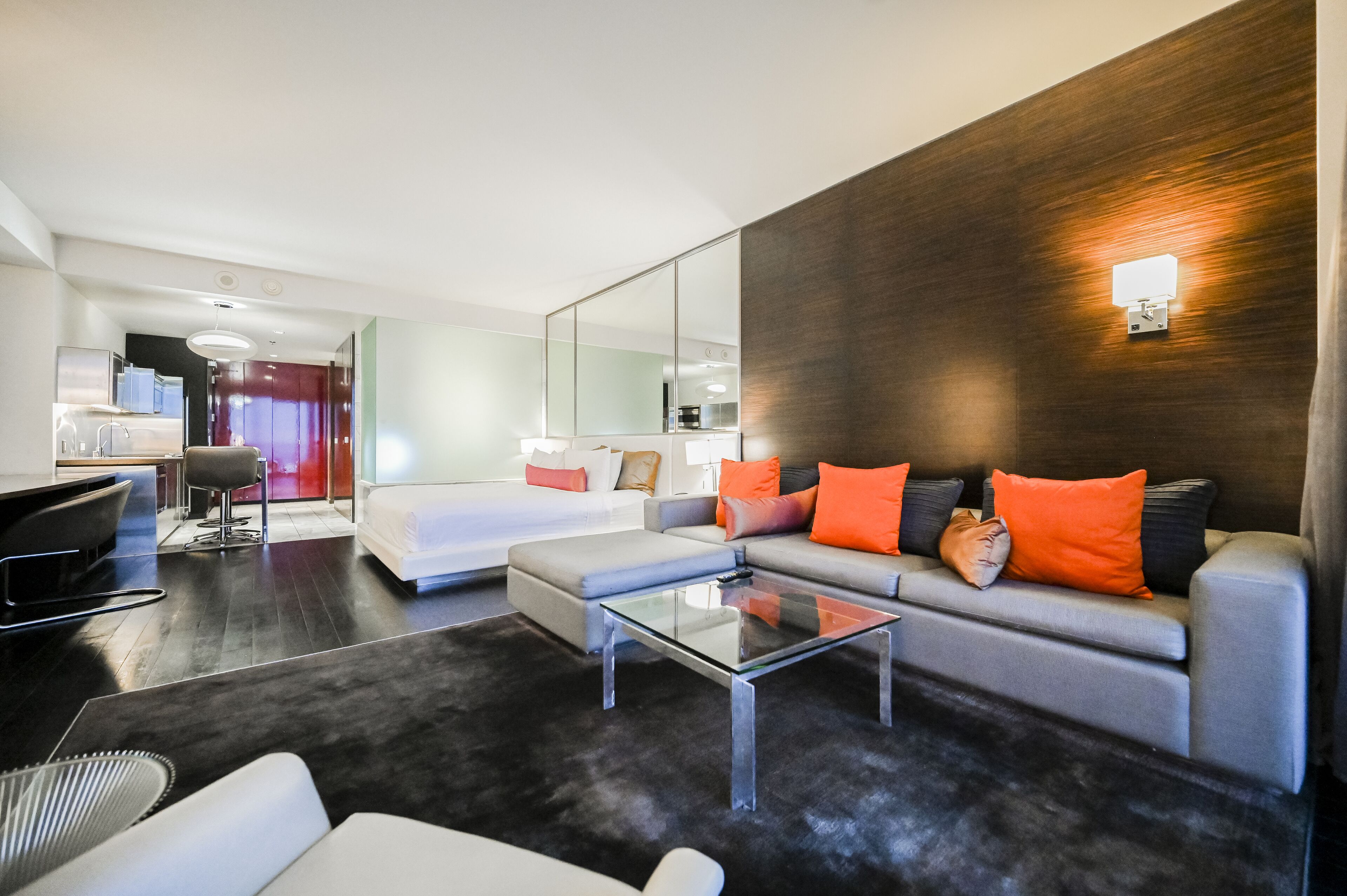 Palms Place by Strip View Suites