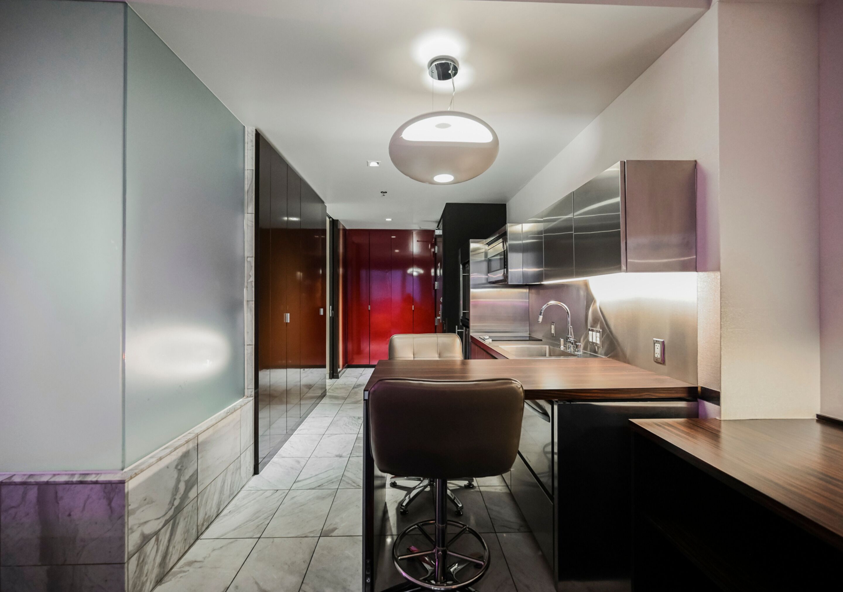 Palms Place by Strip View Suites