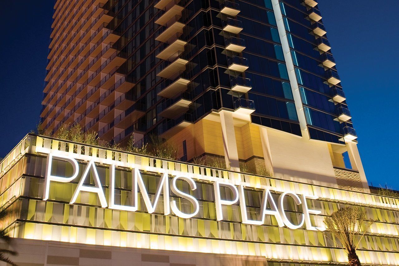 Palms Place Hotel & Spa by Jet Luxury Resorts