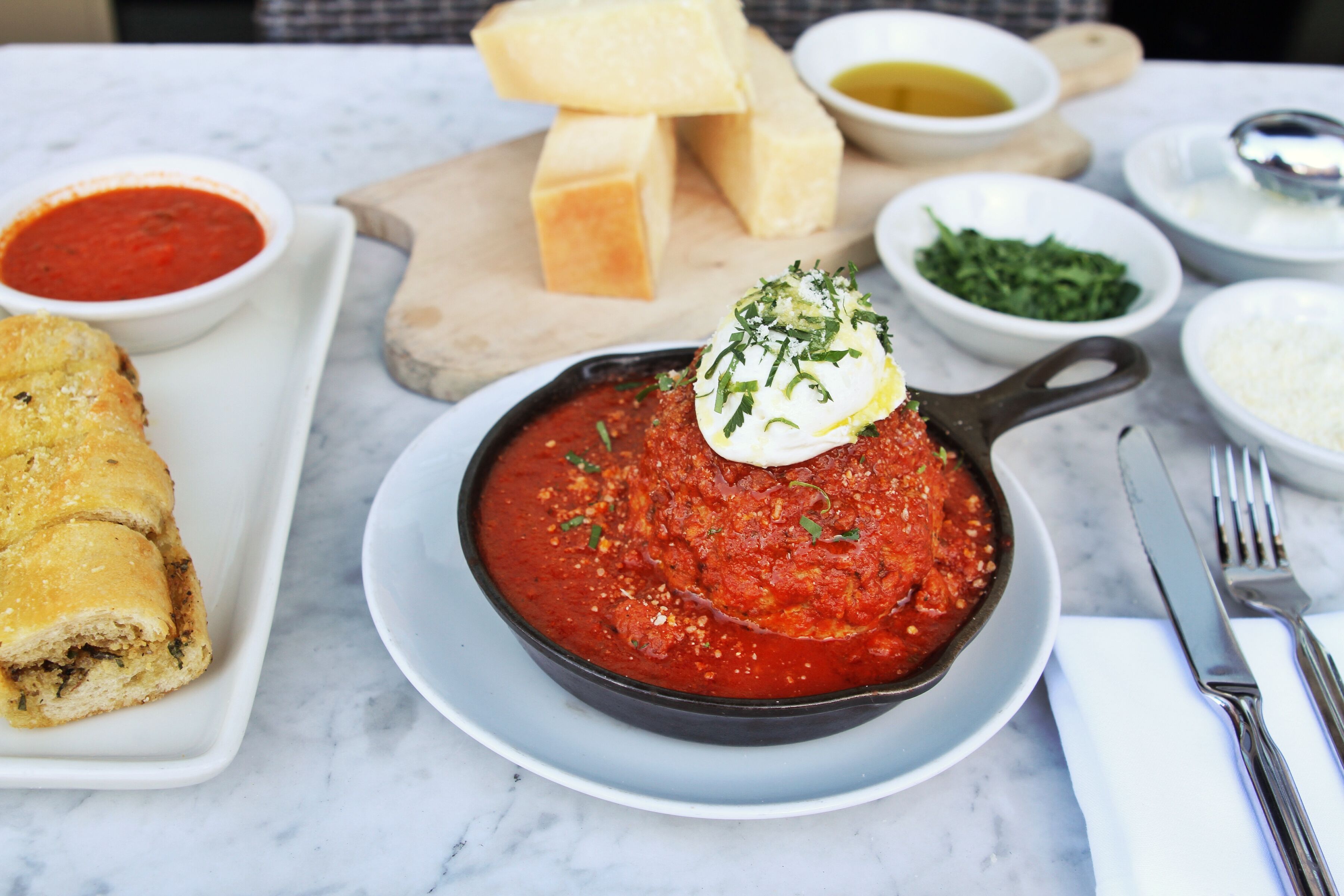 The Palazzo Prestige Club Lounge