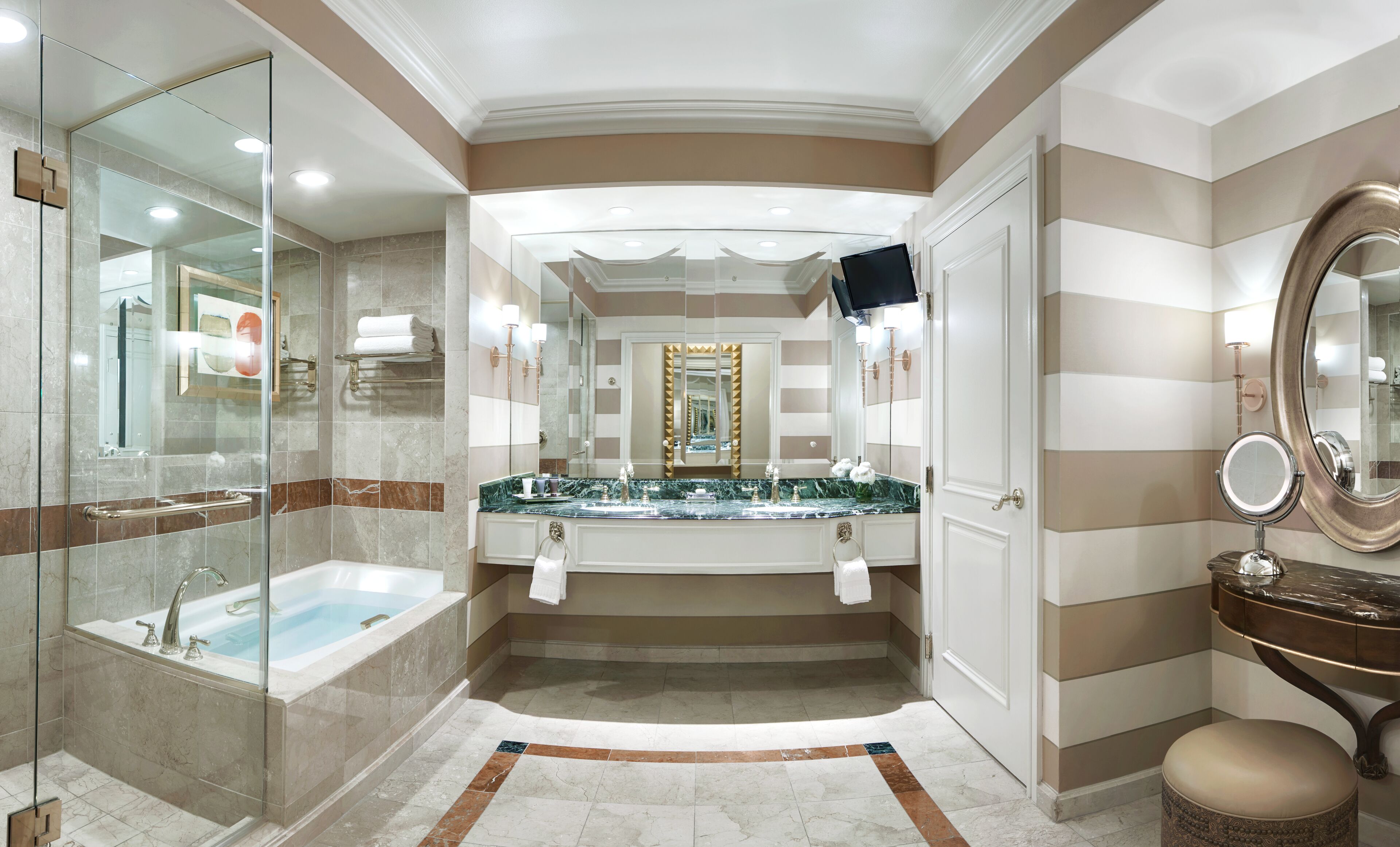 The Venetian Prestige Club Lounge
