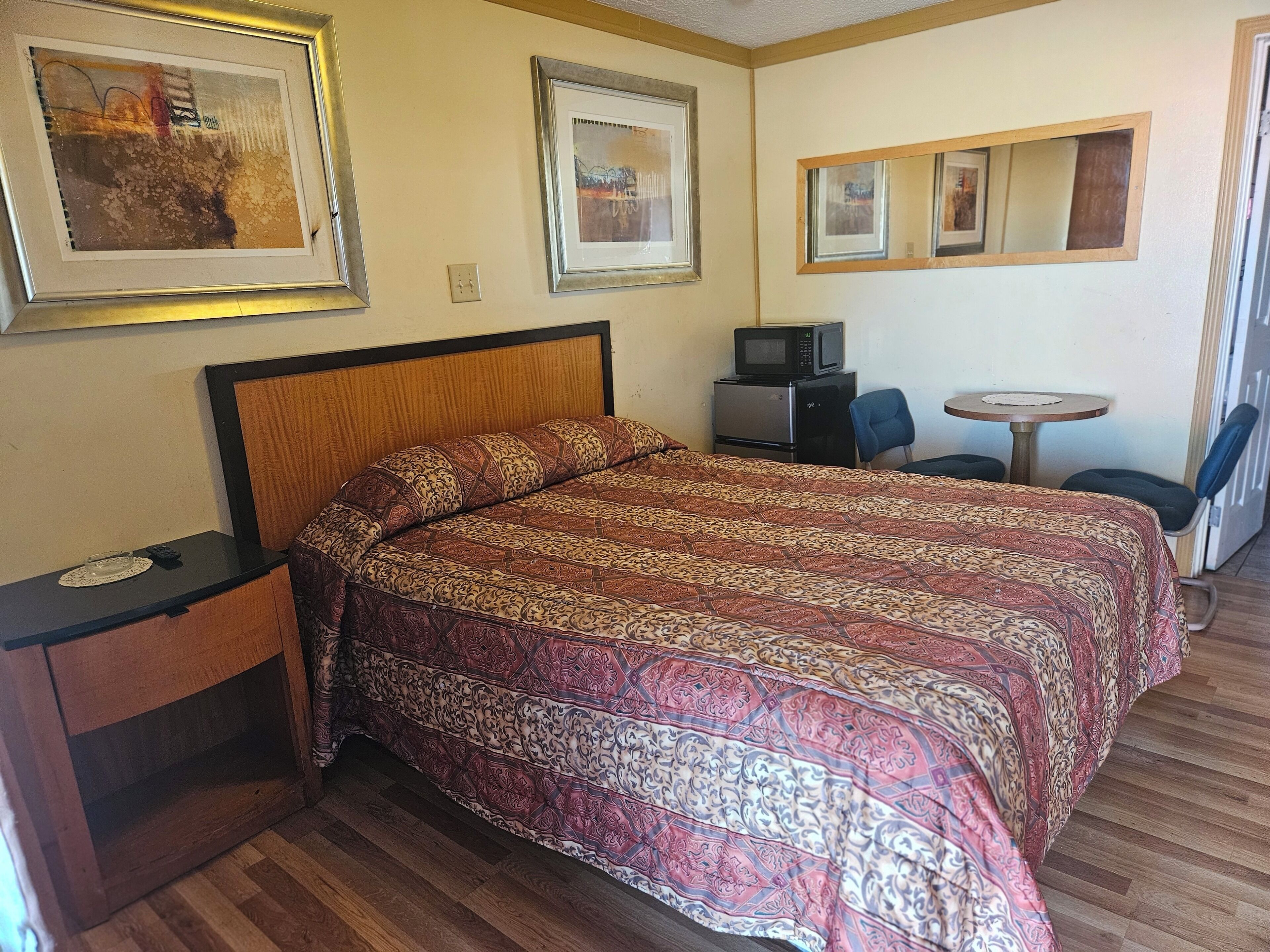 Branding Iron Motel