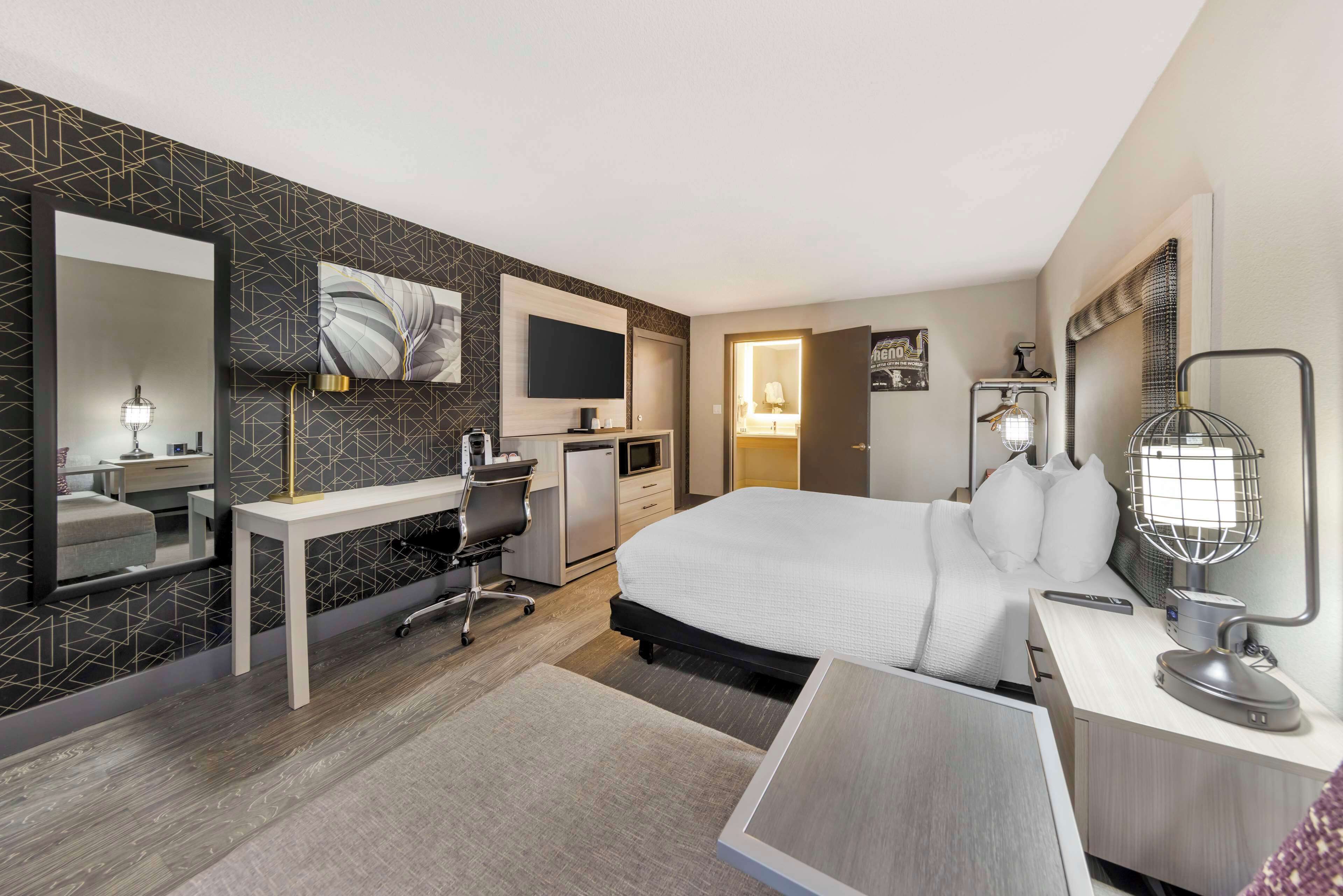 Aiden by Best Western South Reno